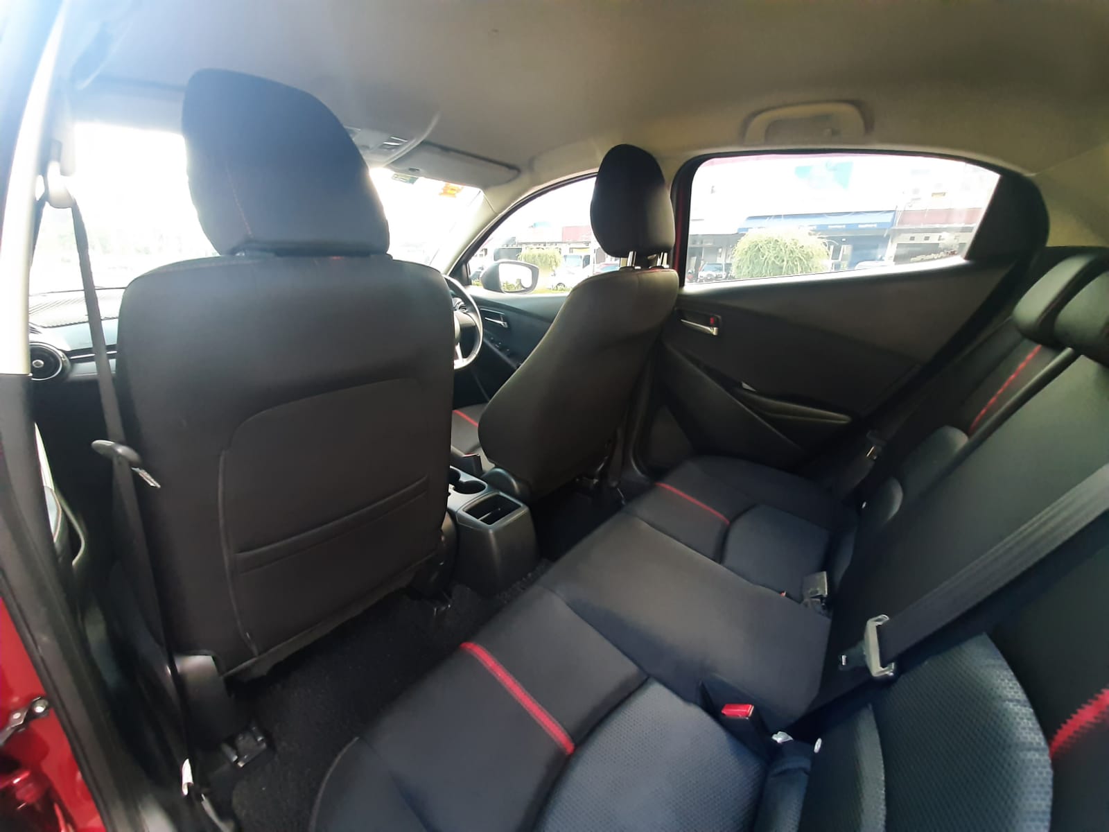 2015 Mazda 2 2015 Mazda 2