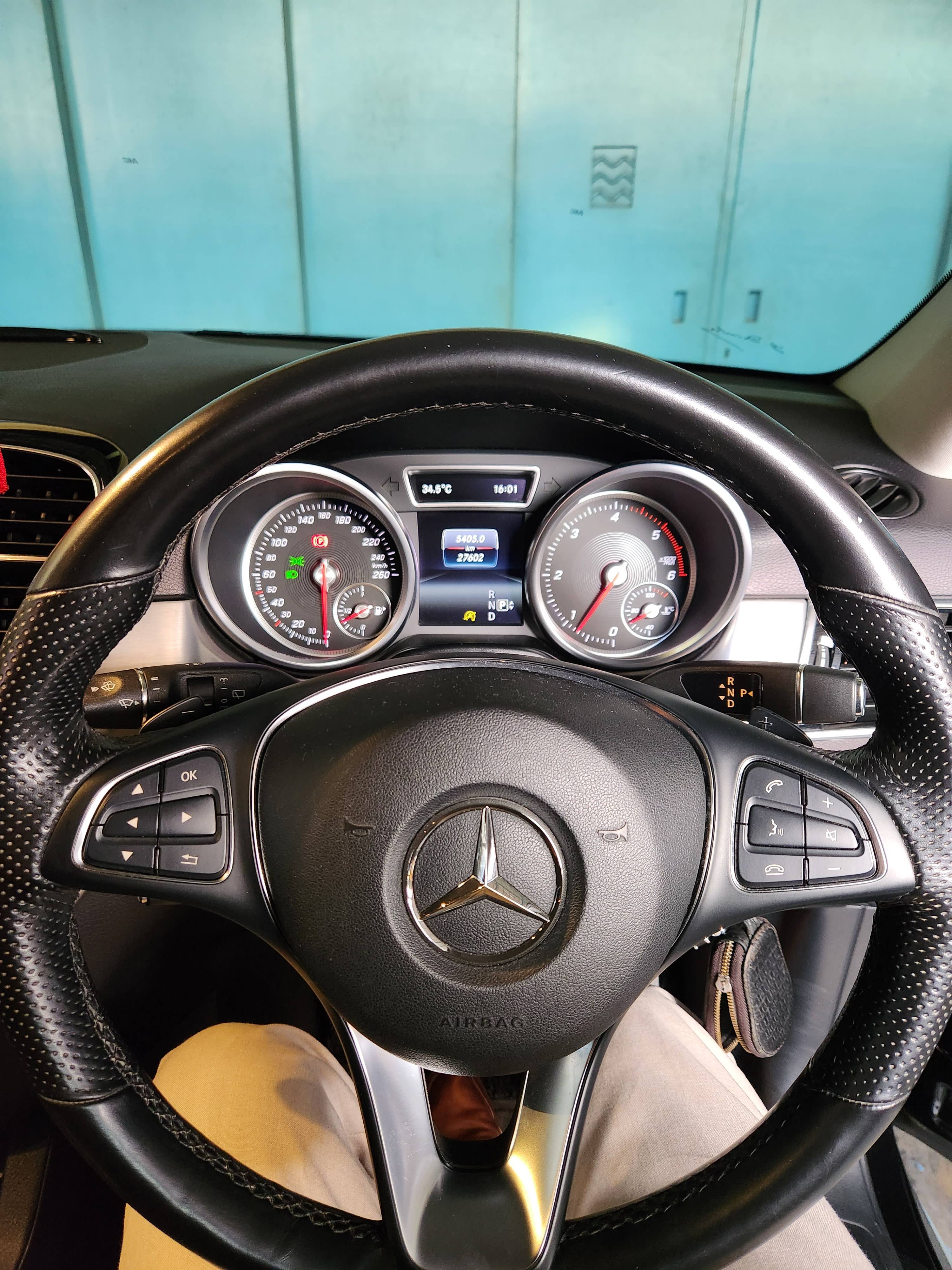 2016 Mercedes Benz GLE-Class  250 d 2016 Mercedes Benz GLE-Class  250 d