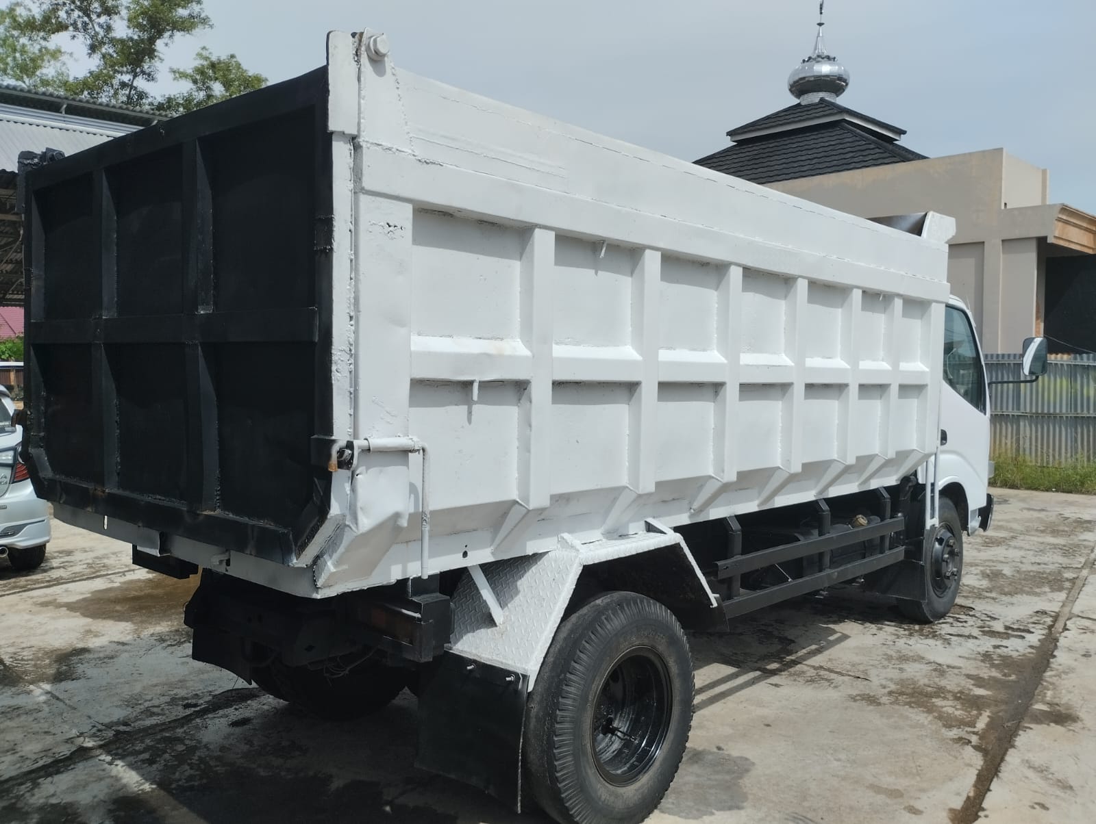 2014 Mitsubishi Pajero Sport Exceed MT 4x2 2014 Mitsubishi Pajero Sport Exceed MT 4x2