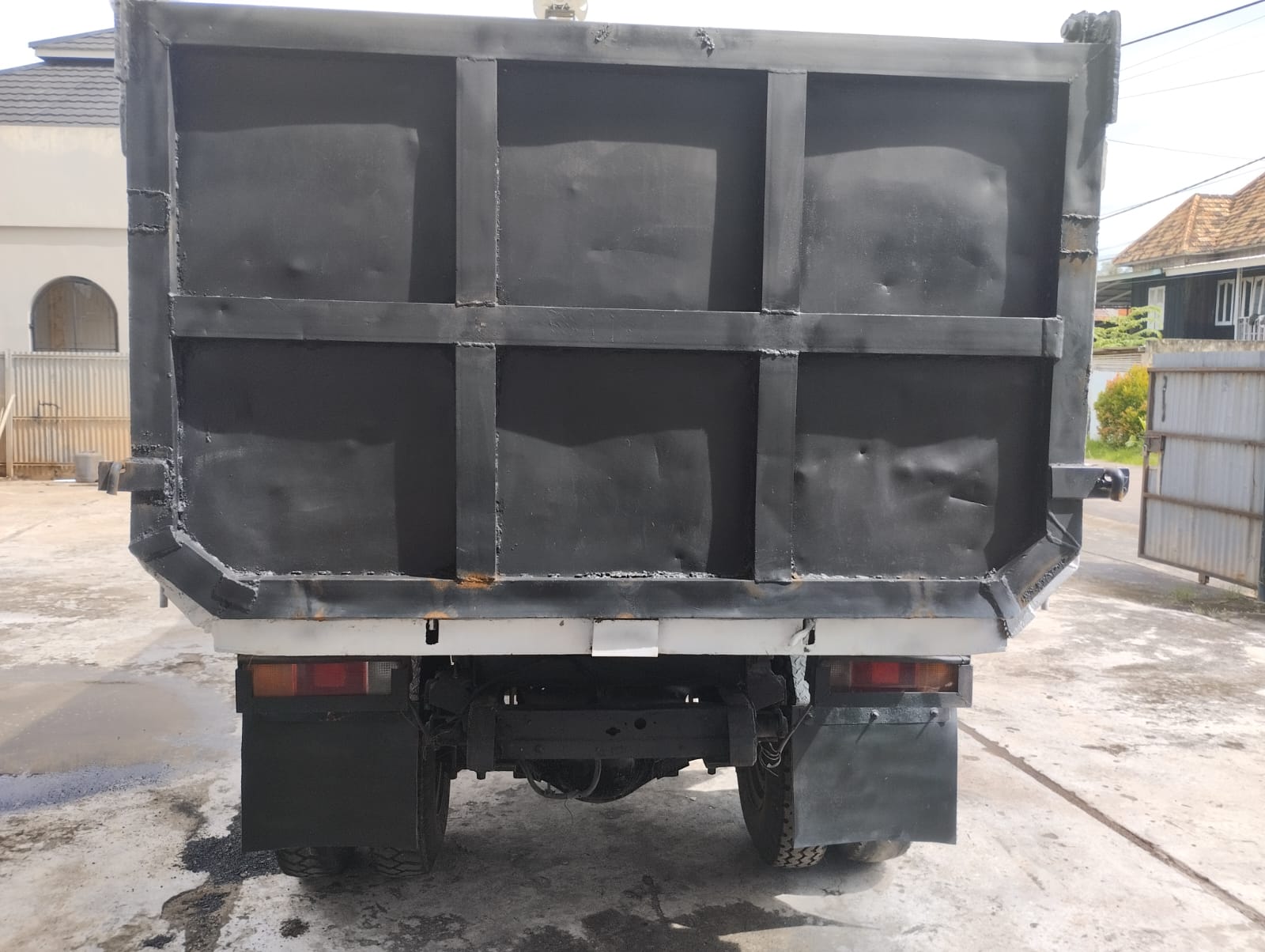 2014 Mitsubishi Pajero Sport Exceed MT 4x2 2014 Mitsubishi Pajero Sport Exceed MT 4x2