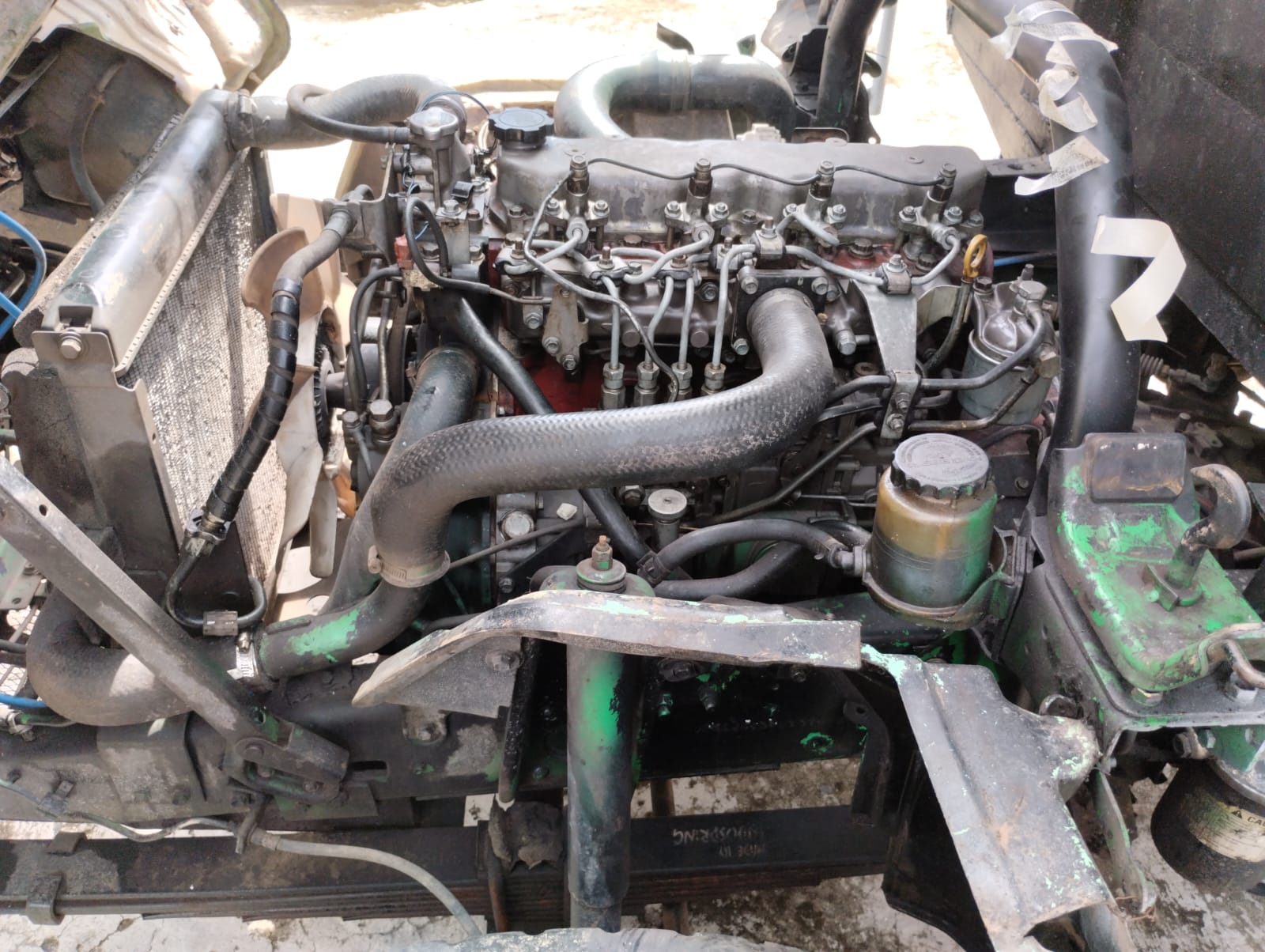 2014 Mitsubishi Pajero Sport Exceed MT 4x2 2014 Mitsubishi Pajero Sport Exceed MT 4x2