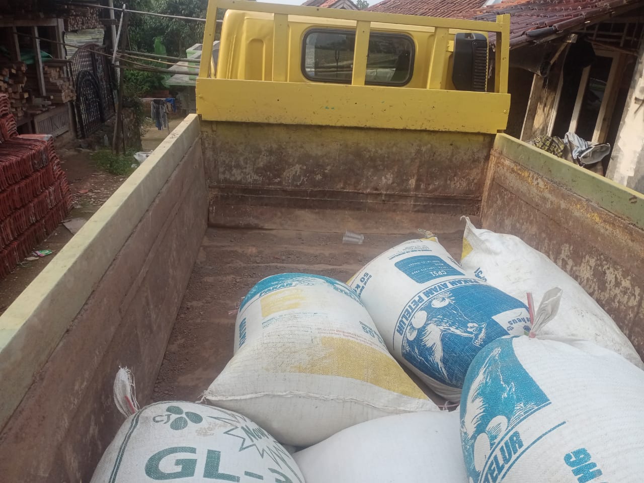 2008 Mitsubishi L300 2008 Mitsubishi L300