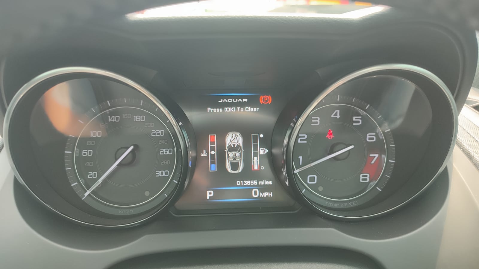 2015 Jaguar F-Type Coupe Coupe 3.0 L AT 2015 Jaguar F-Type Coupe Coupe 3.0 L AT