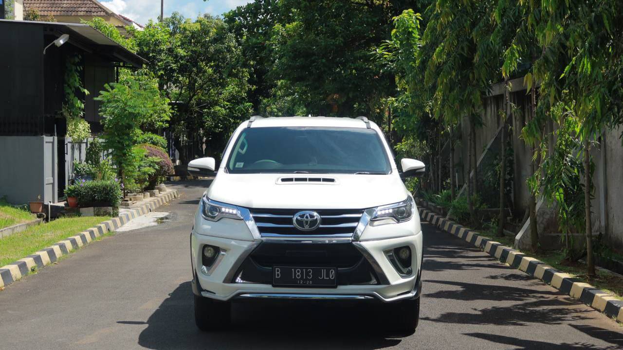 Used 2016 Toyota Fortuner 2.4 VRZ AT 2.4 VRZ AT