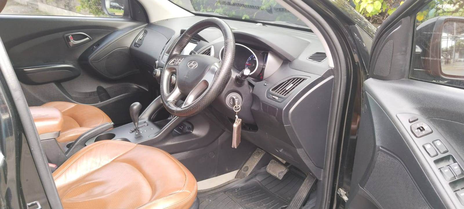 2014 Hyundai Tucson 2.0L GLS AT 2014 Hyundai Tucson 2.0L GLS AT