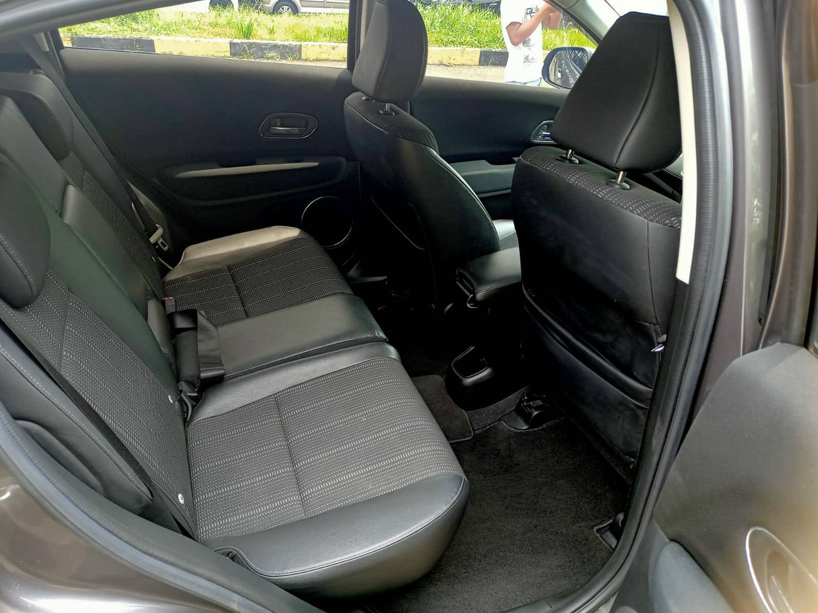 2016 Honda HRV  RU1 1.5 E CVT CKD 2016 Honda HRV  RU1 1.5 E CVT CKD