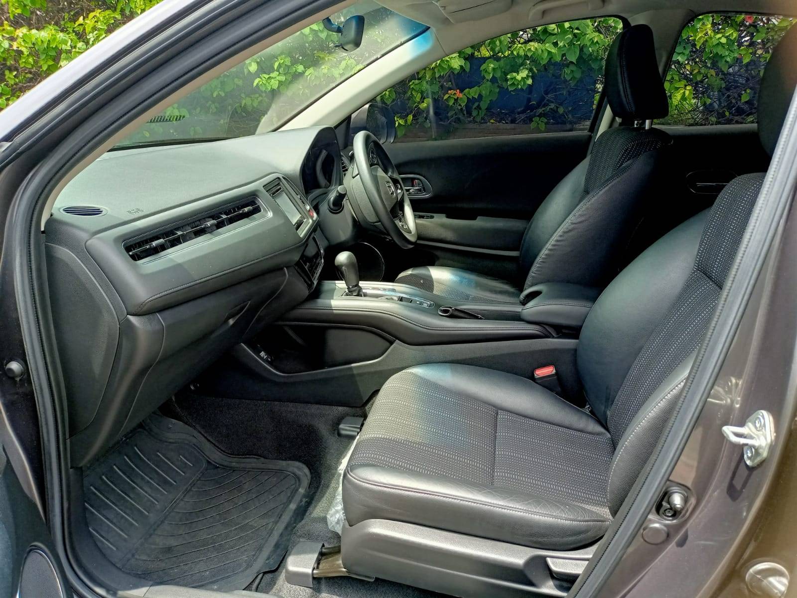 2016 Honda HRV  RU1 1.5 E CVT CKD 2016 Honda HRV  RU1 1.5 E CVT CKD