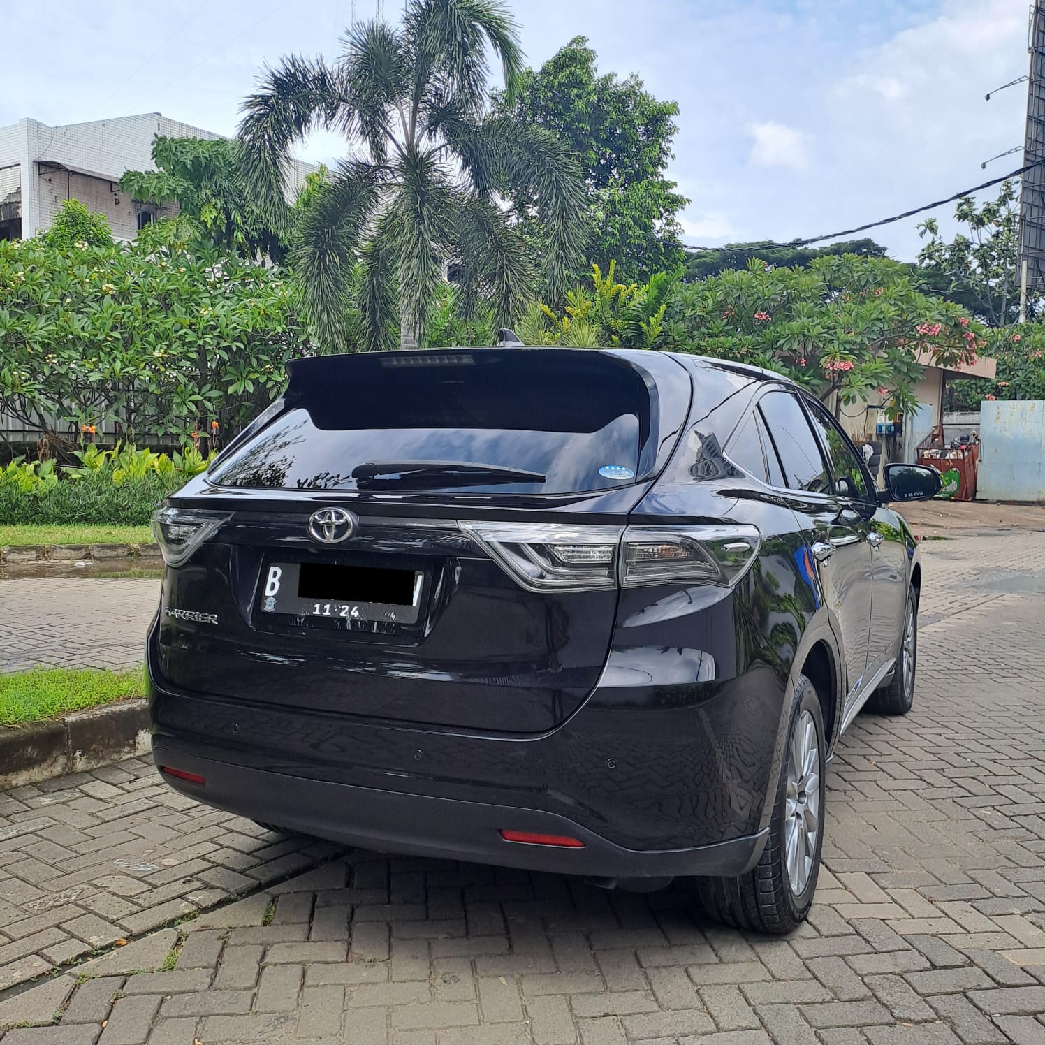 2014 Toyota Harrier 2.0 GS PREMIUM SOUND 2014 Toyota Harrier 2.0 GS PREMIUM SOUND