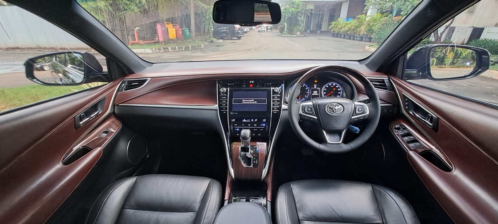 2014 Toyota Harrier 2.0 GS PREMIUM SOUND 2014 Toyota Harrier 2.0 GS PREMIUM SOUND