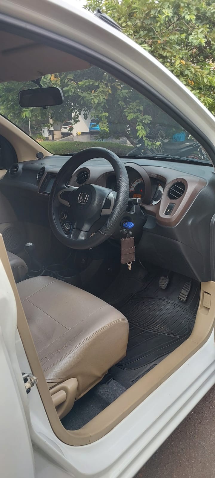 2014 Honda Brio  SATYA 1.2 S MT CKD 2014 Honda Brio  SATYA 1.2 S MT CKD