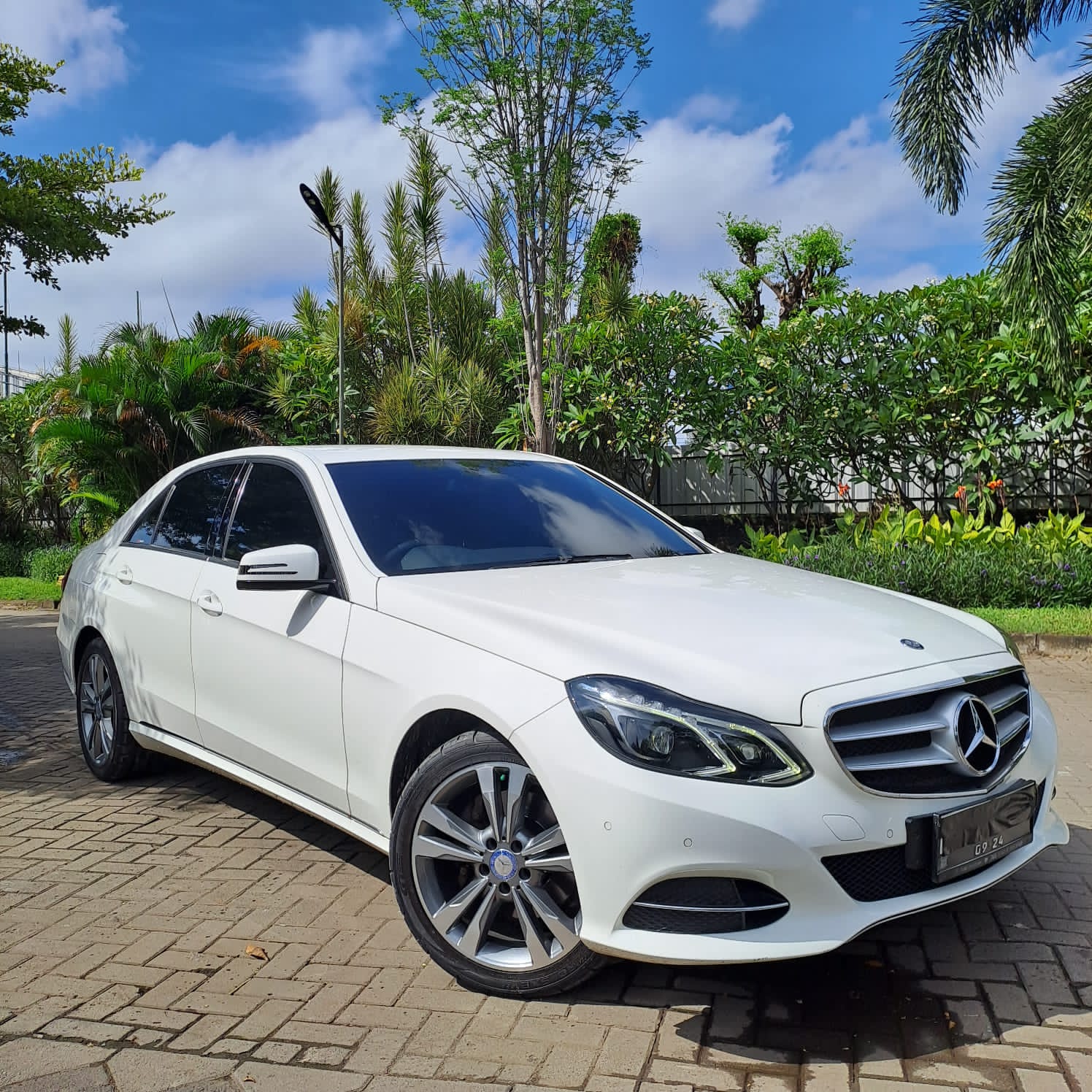 2014 Mercedes Benz E-Class Saloon E 250 CDI 2014 Mercedes Benz E-Class Saloon E 250 CDI