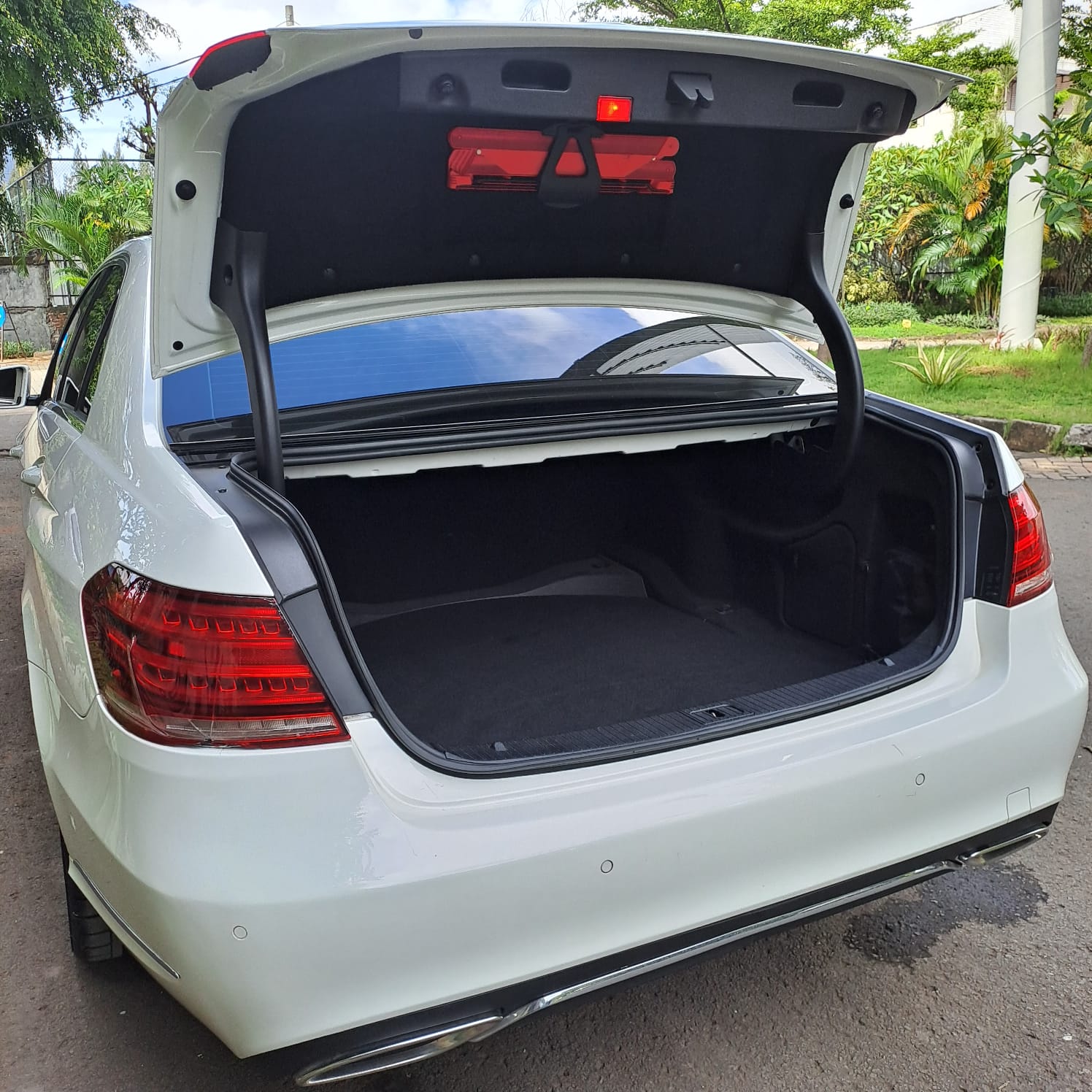 2014 Mercedes Benz E-Class Saloon E 250 CDI 2014 Mercedes Benz E-Class Saloon E 250 CDI