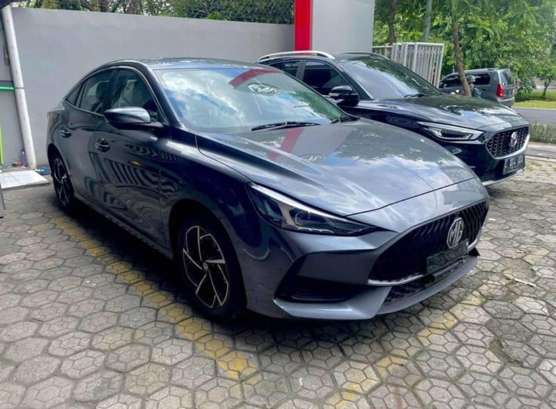 Review & Penilaian MG 5 GT Oleh Pemilik | Oto