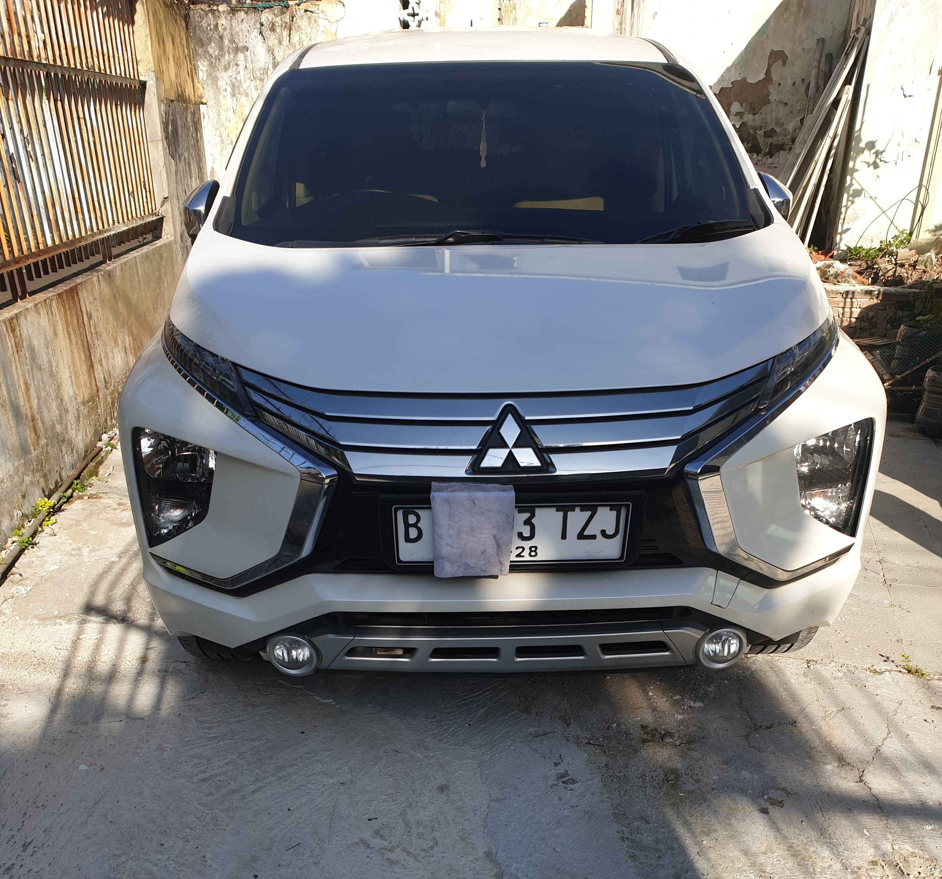 2018 Mitsubishi Xpander  EXCEED 1.5L 4X2 M/T 2018 Mitsubishi Xpander  EXCEED 1.5L 4X2 M/T