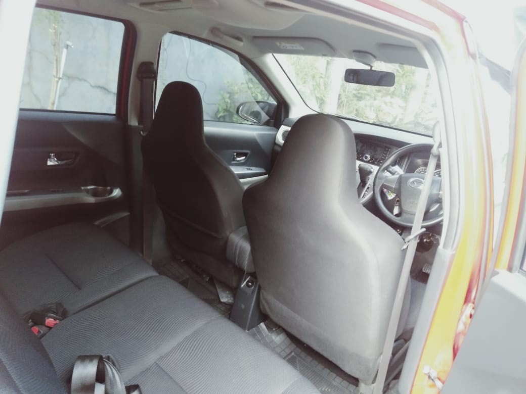 2017 Daihatsu Sigra 1.2 R DLX AT 2017 Daihatsu Sigra 1.2 R DLX AT