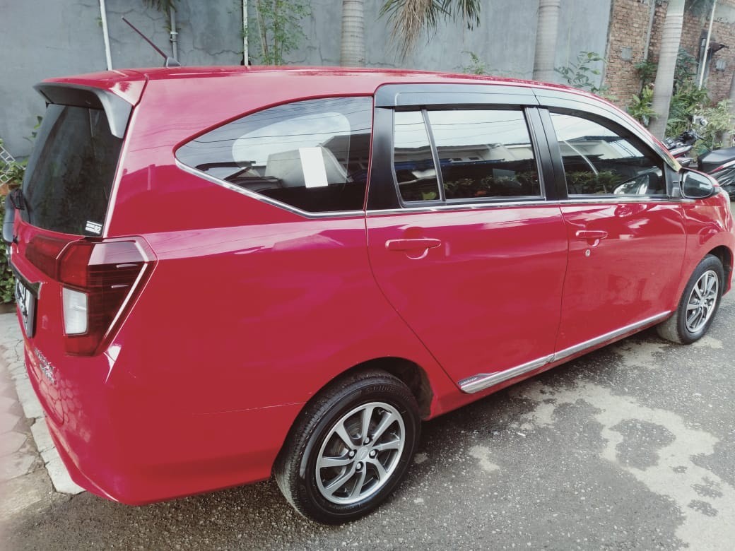 2017 Daihatsu Sigra 1.2 R DLX AT 2017 Daihatsu Sigra 1.2 R DLX AT