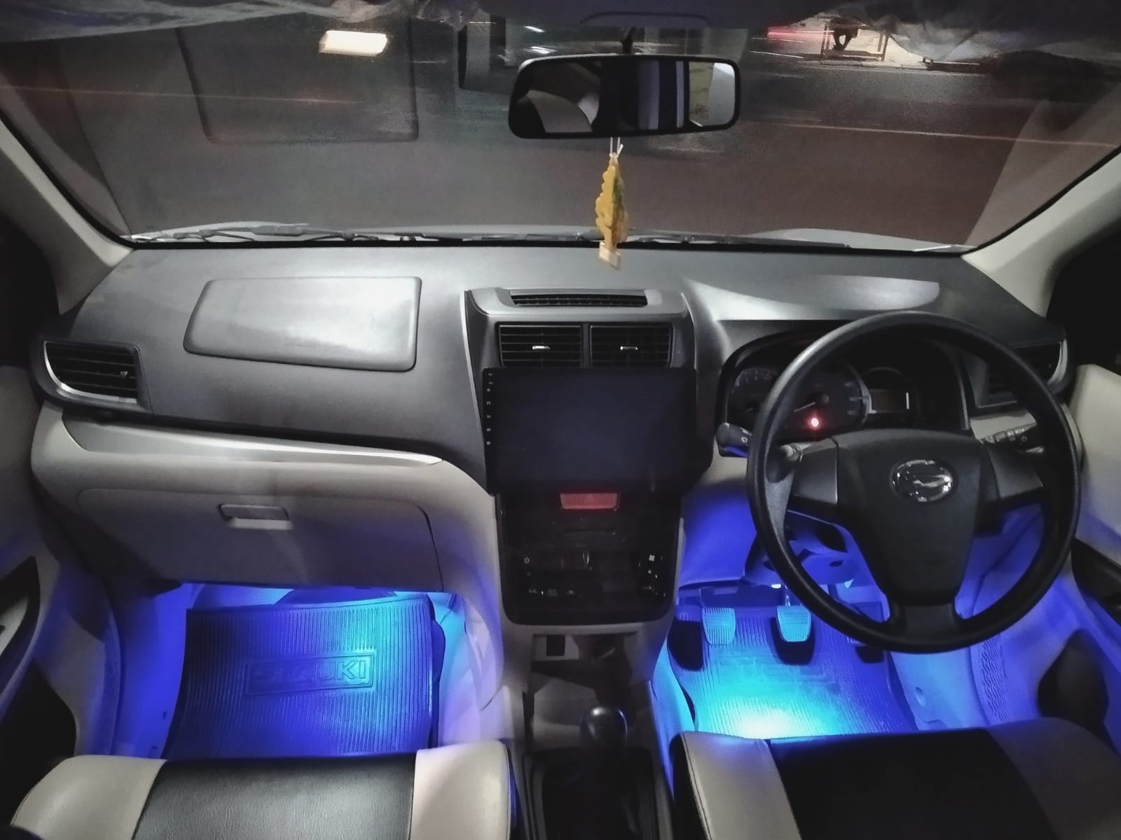 2019 Daihatsu Xenia  X MT 1.3 DLX 2019 Daihatsu Xenia  X MT 1.3 DLX