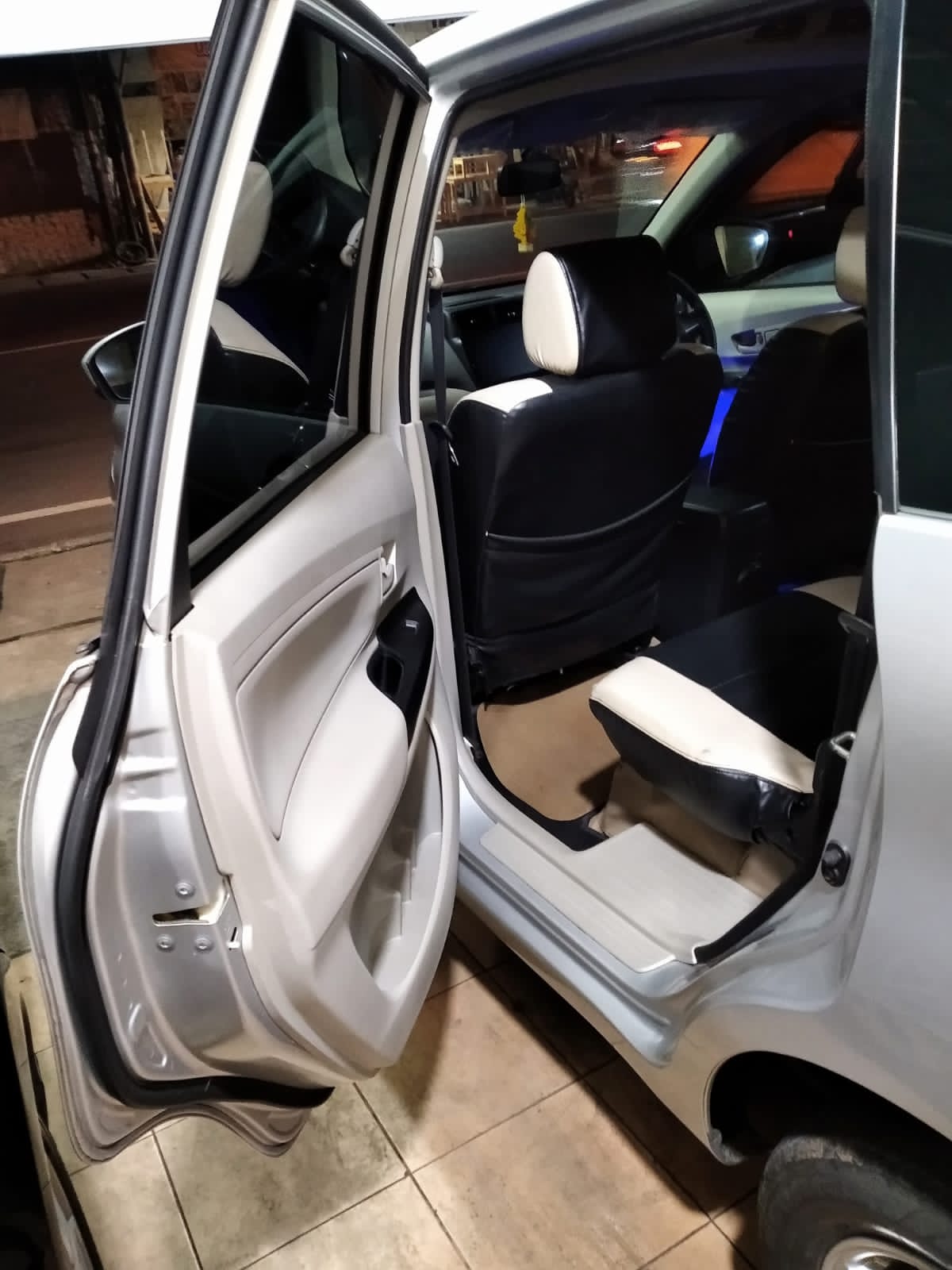 2019 Daihatsu Xenia  X MT 1.3 DLX 2019 Daihatsu Xenia  X MT 1.3 DLX