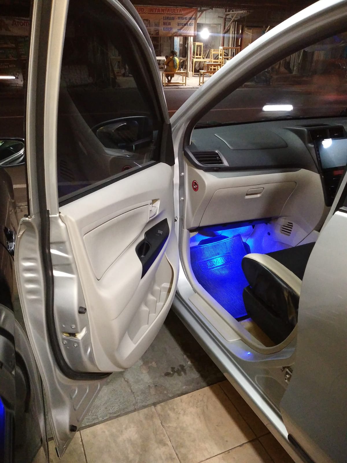 2019 Daihatsu Xenia  X MT 1.3 DLX 2019 Daihatsu Xenia  X MT 1.3 DLX