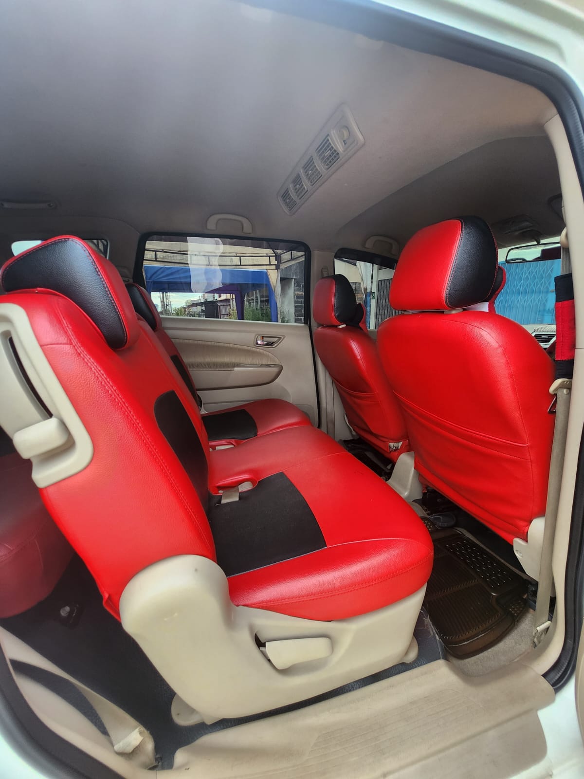 2013 Suzuki Ertiga  2013 Suzuki Ertiga