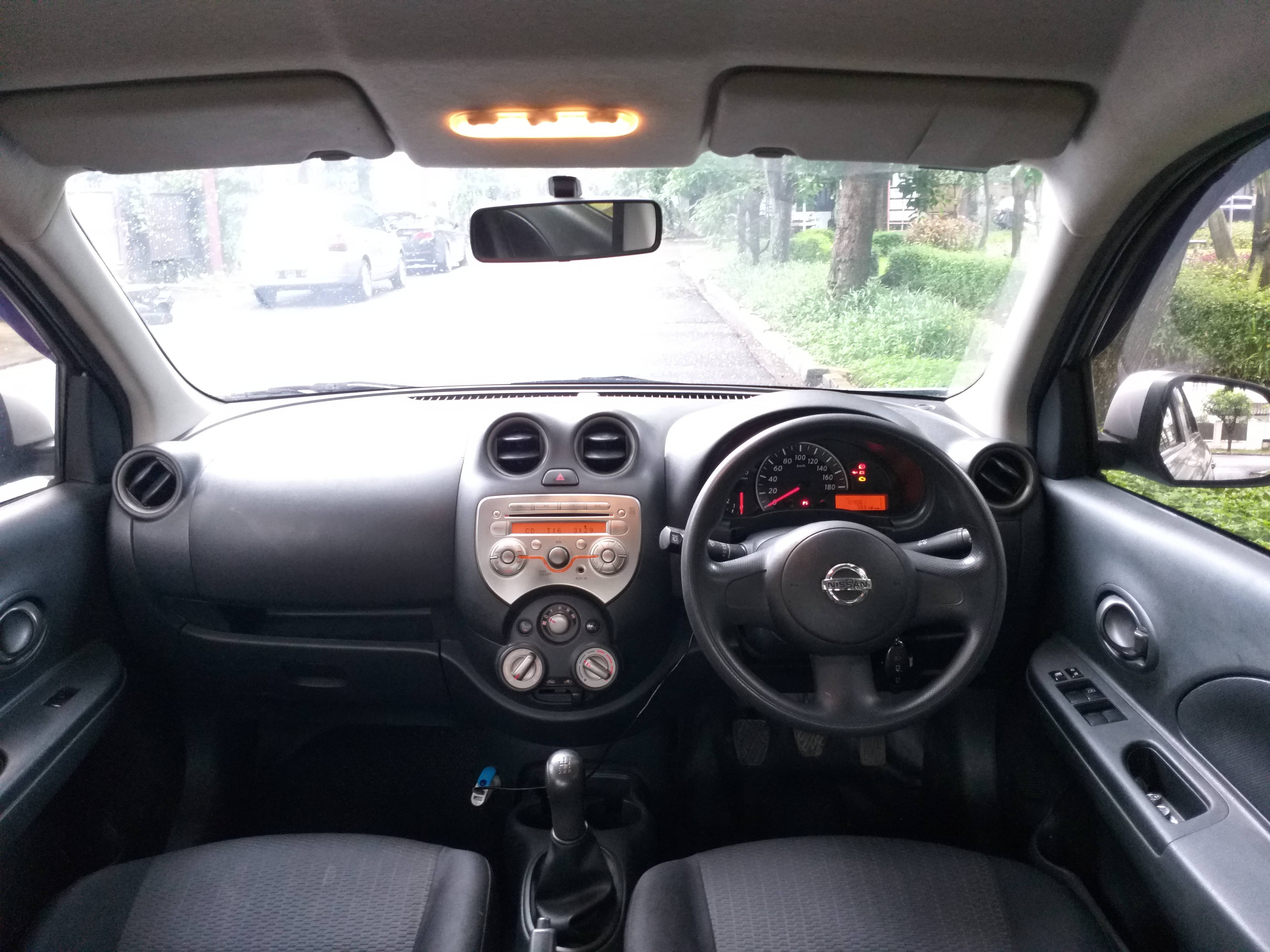 2011 Nissan March 1.2L MT 2011 Nissan March 1.2L MT