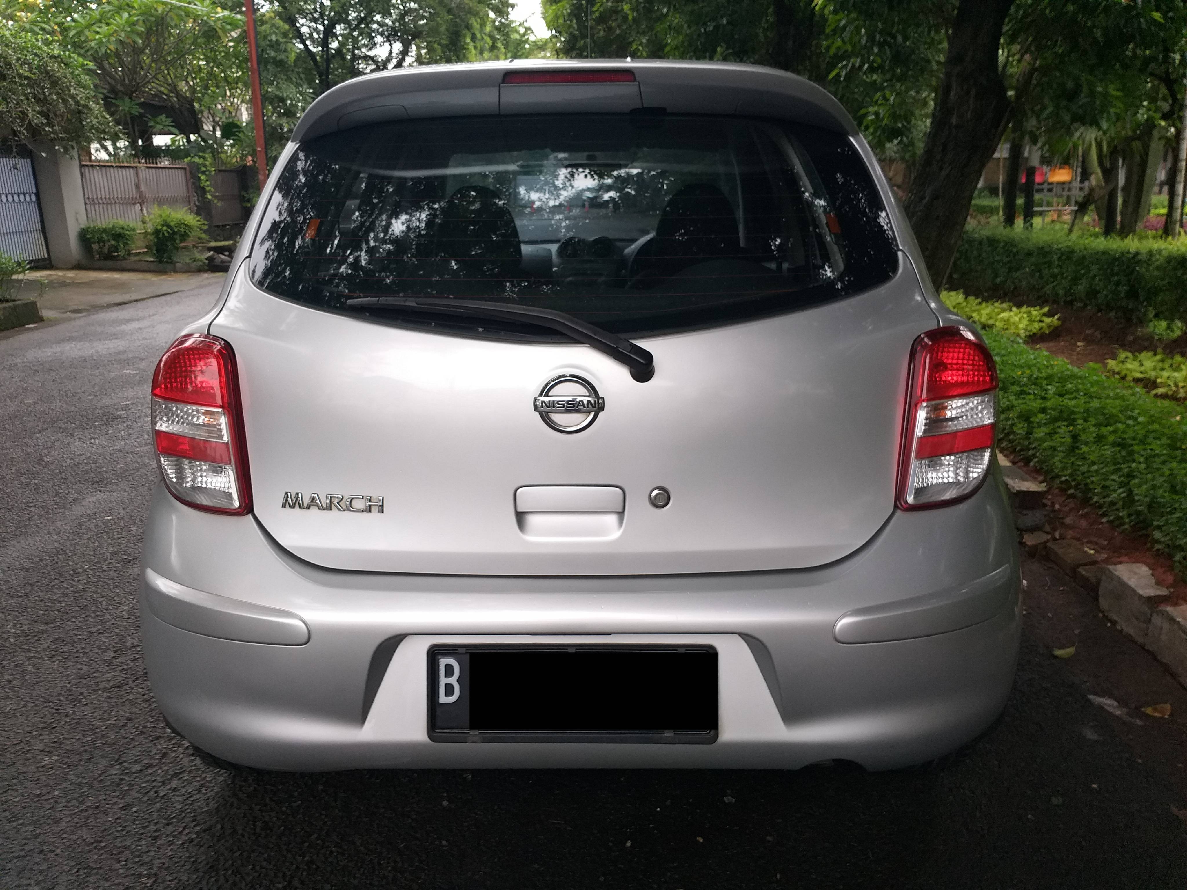 2011 Nissan March 1.2L MT 2011 Nissan March 1.2L MT