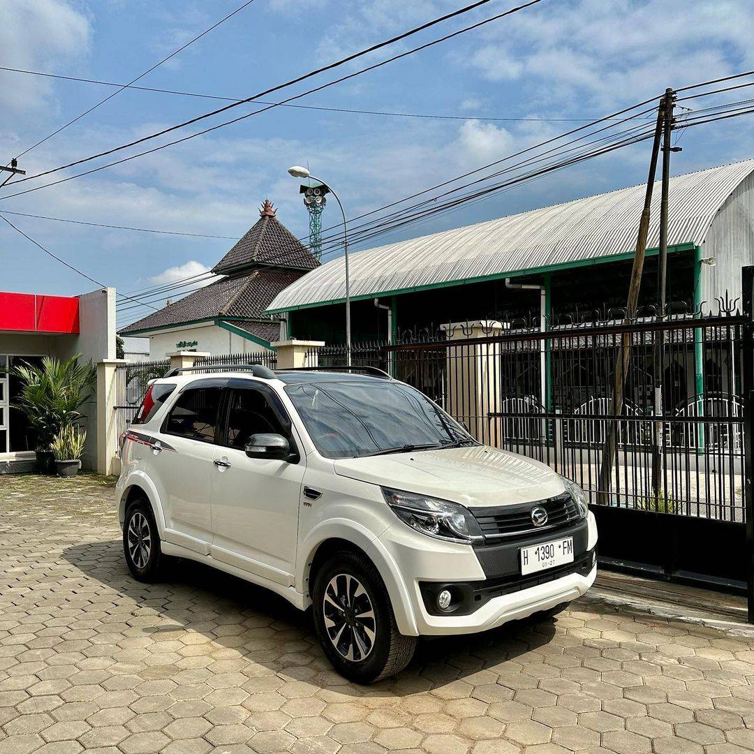 2017 Daihatsu Terios Bekas 2017 Daihatsu Terios Bekas