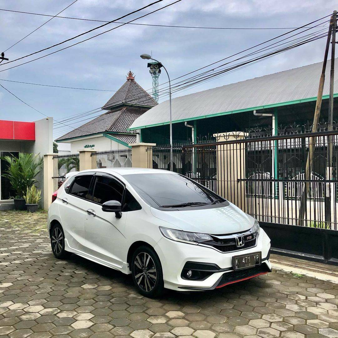 2018 Honda Jazz  1.5 AT VTEC ABS NEW 2018 Honda Jazz  1.5 AT VTEC ABS NEW
