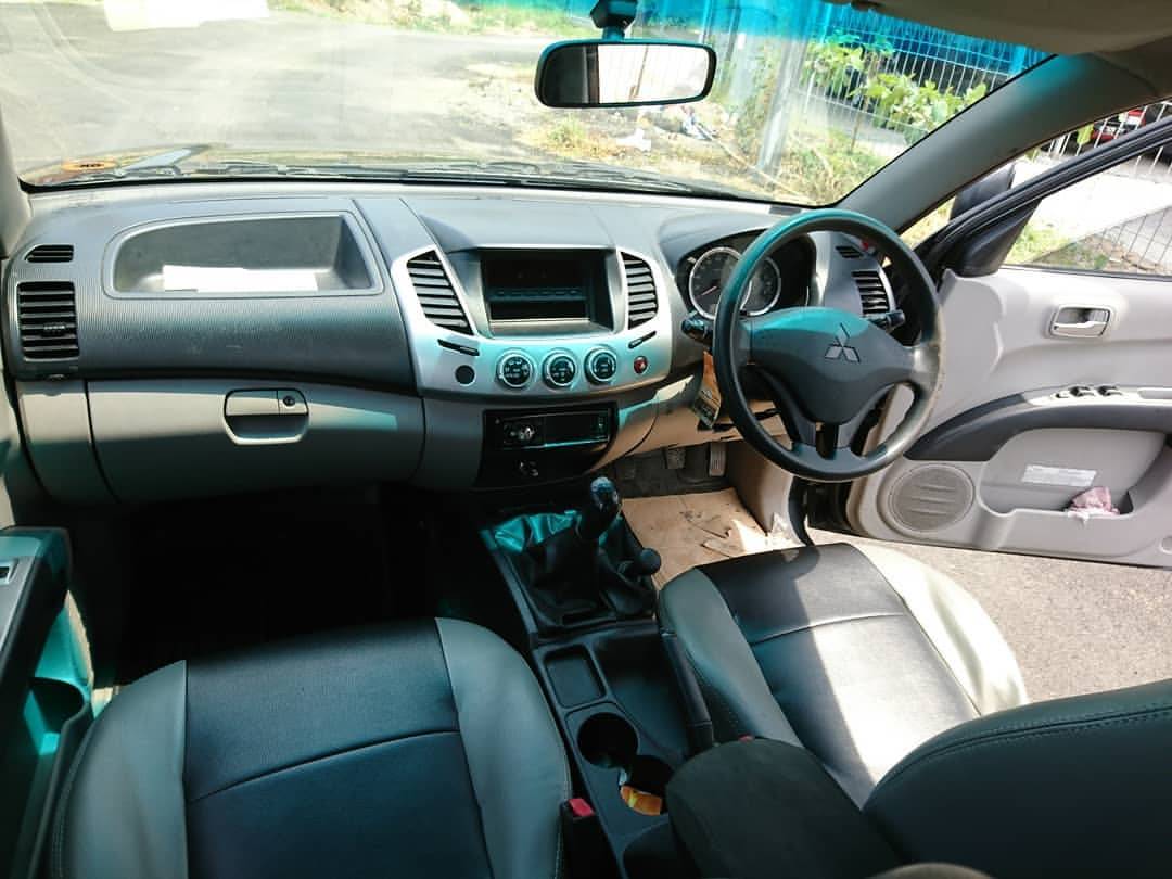 2010 Mitsubishi Triton 2010 Mitsubishi Triton