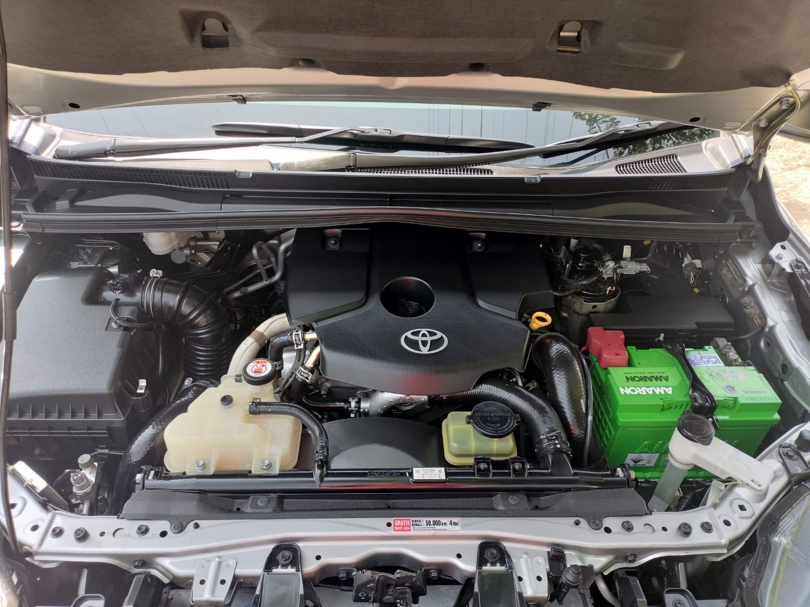 2016 Toyota Kijang Innova REBORN 2.4 V AT DIESEL 2016 Toyota Kijang Innova REBORN 2.4 V AT DIESEL