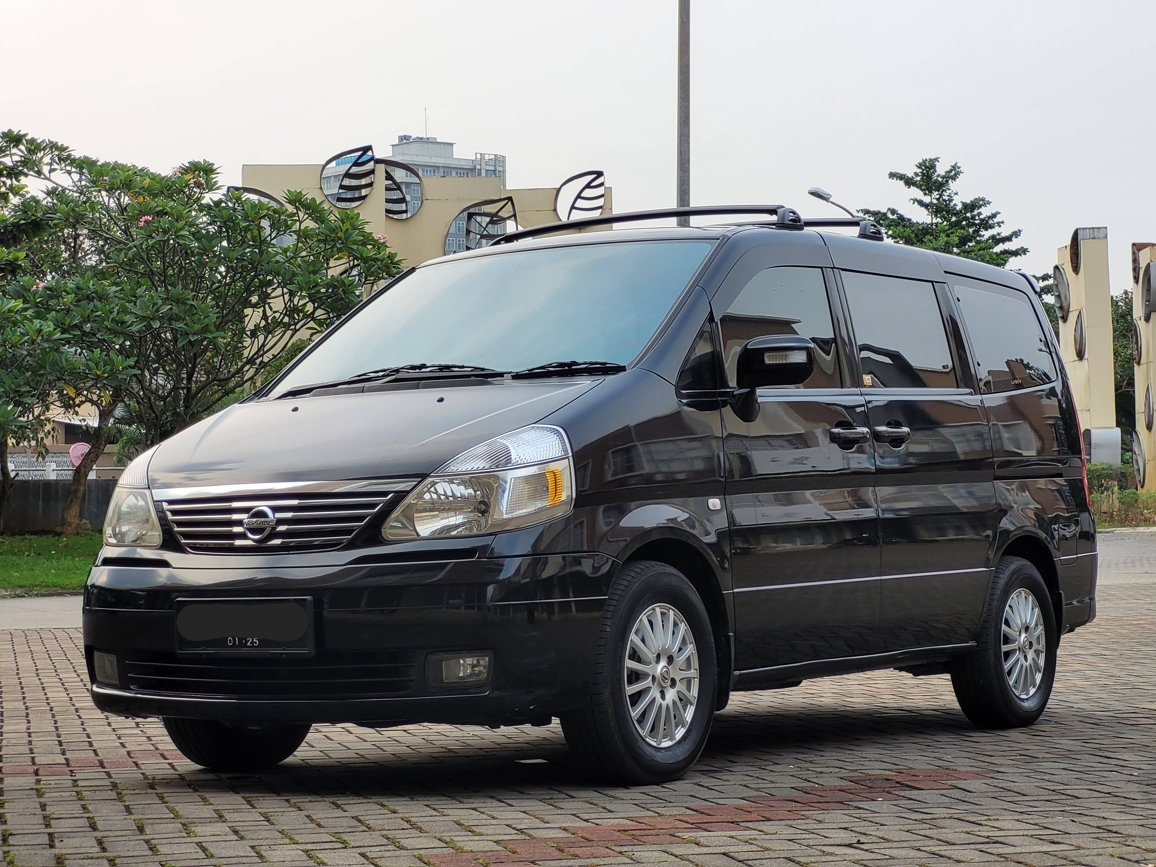 2010 Nissan Serena  2.0L Highway Star Bekas 2010 Nissan Serena  2.0L Highway Star Bekas