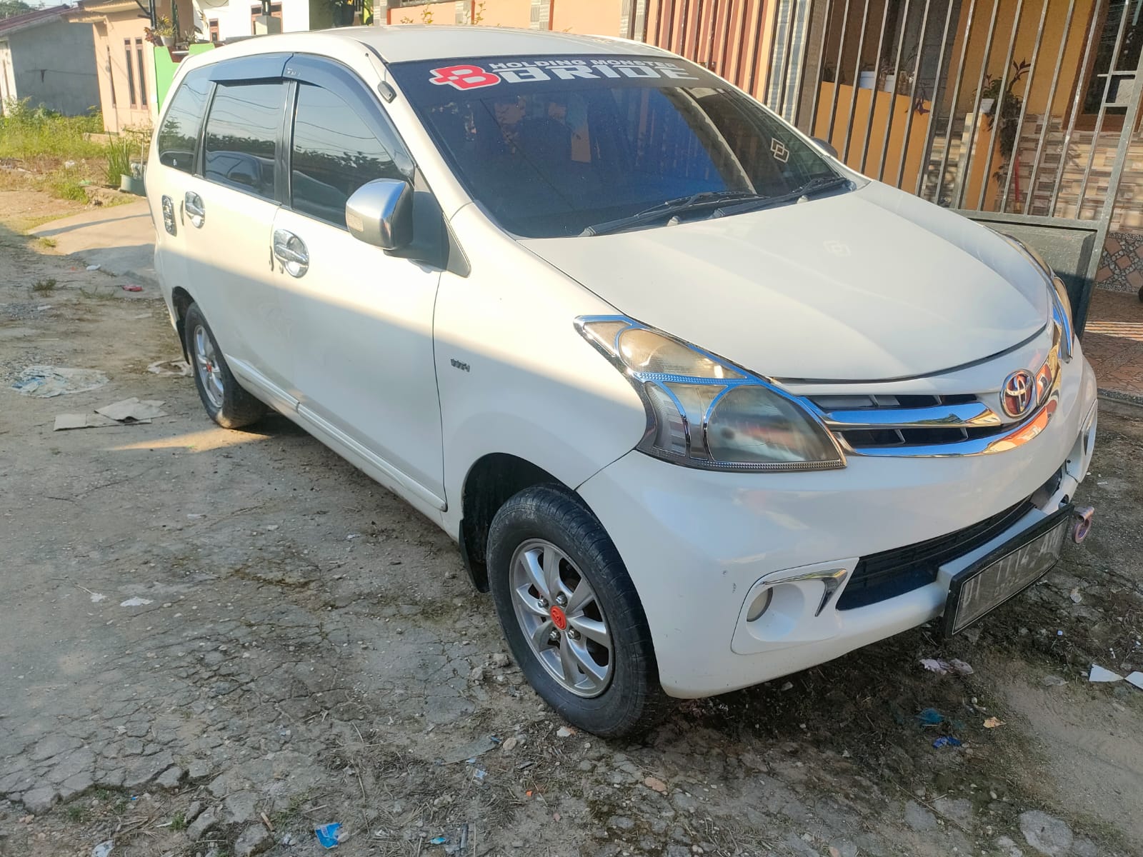 2012 Toyota Avanza  1.5 G MT 2012 Toyota Avanza  1.5 G MT