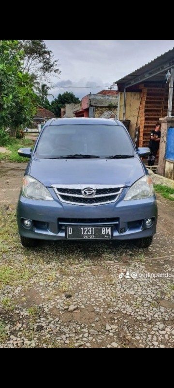 2011 Daihatsu Xenia  1.3 X MT