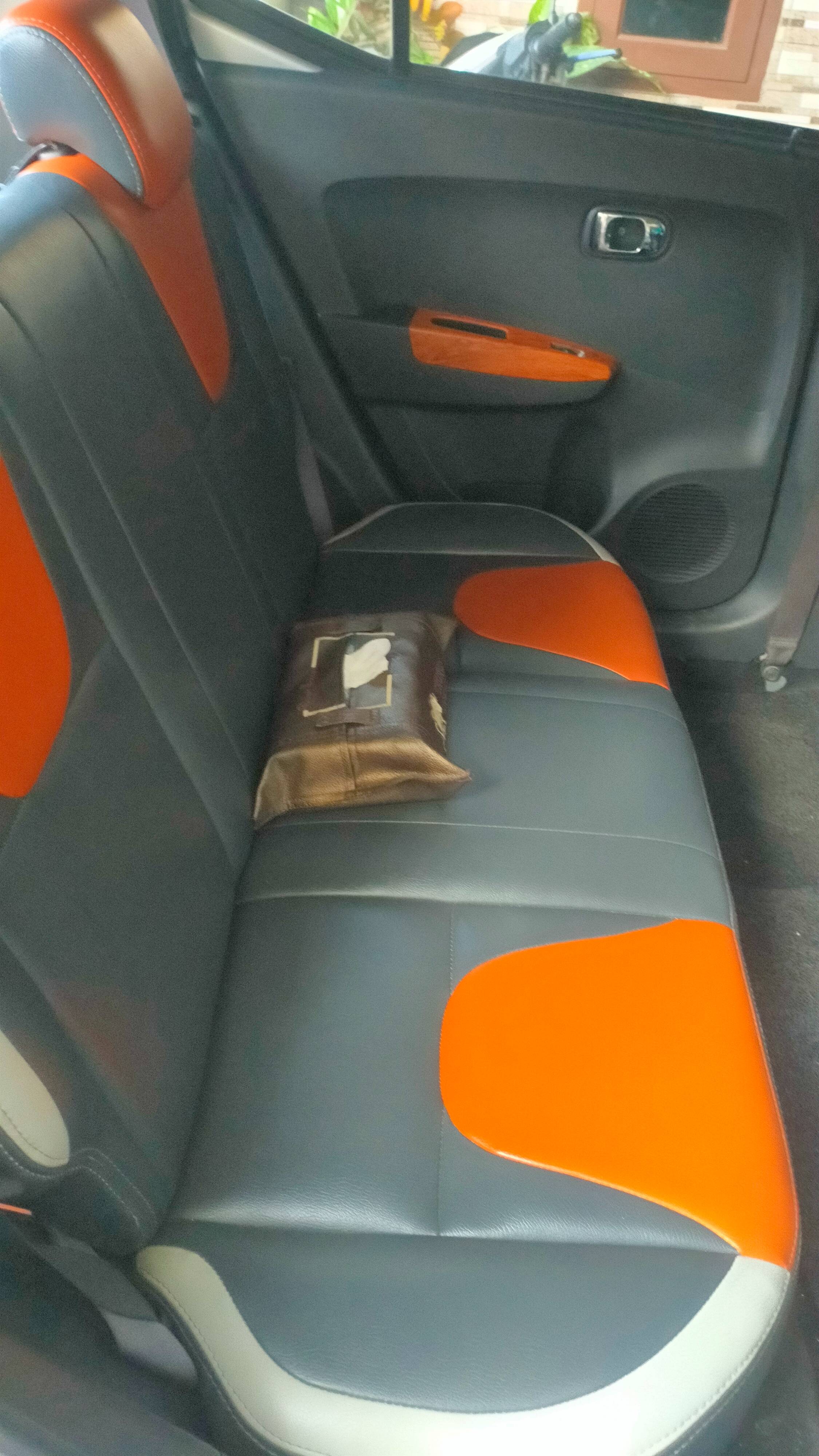 2013 Toyota Agya 1.0L AT 2013 Toyota Agya 1.0L AT