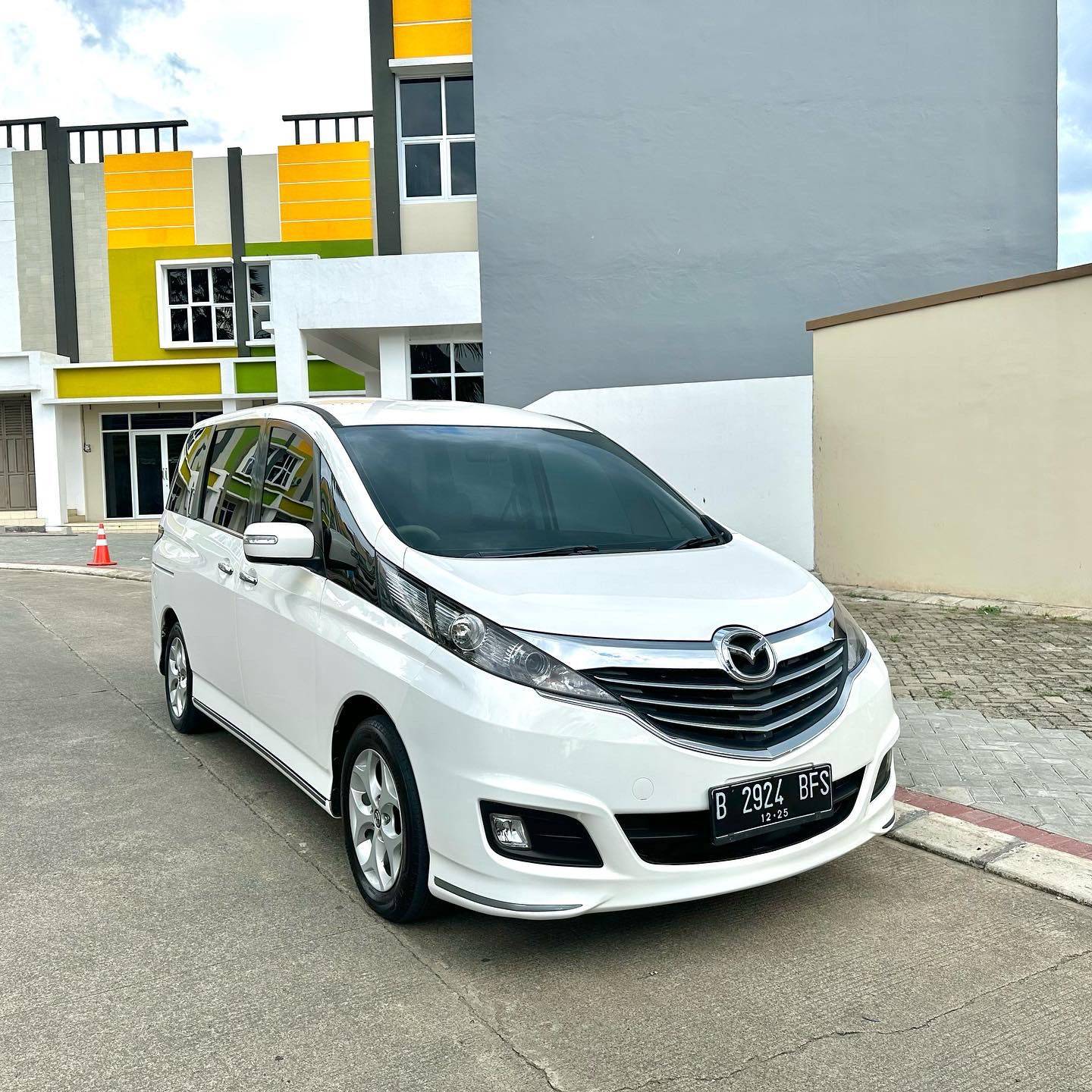 Mazda Biante 2015 Bekas Mazda Biante 2015 Bekas