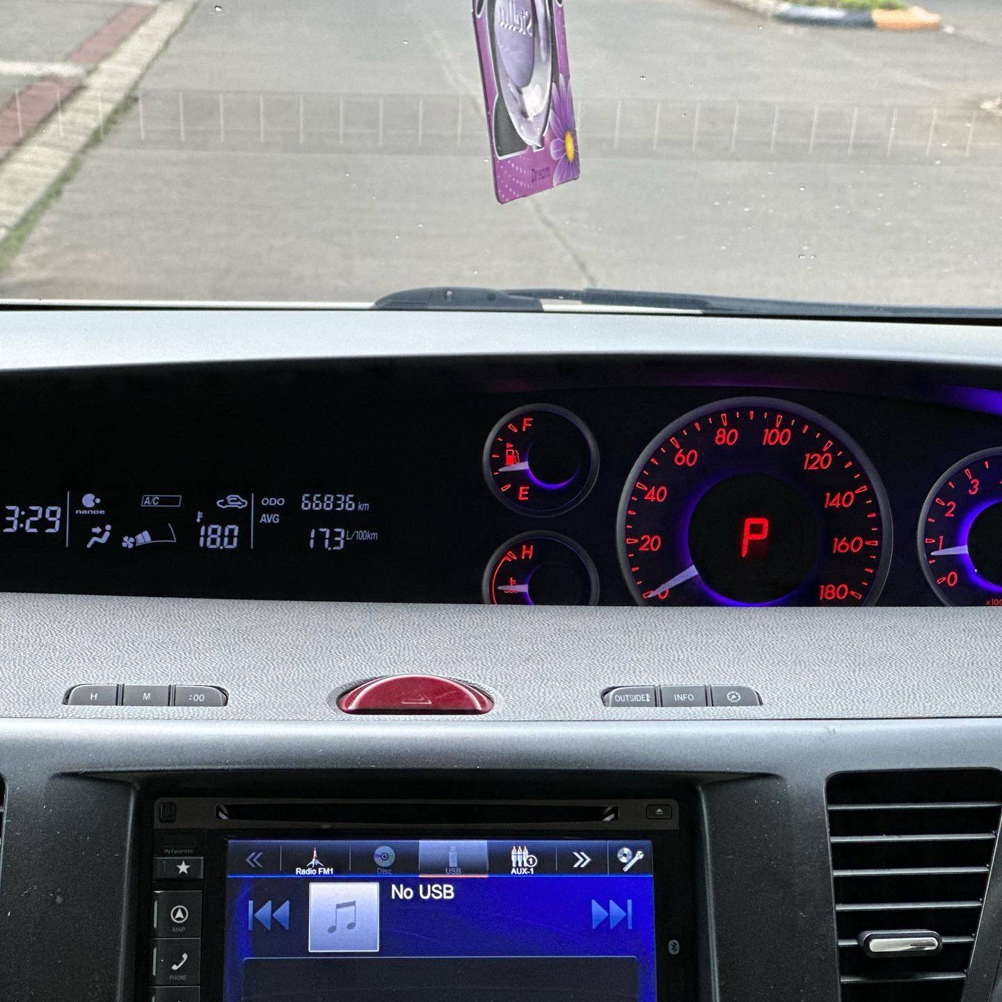 2015 Mazda Biante 2.0L Sky Active AT 2015 Mazda Biante 2.0L Sky Active AT