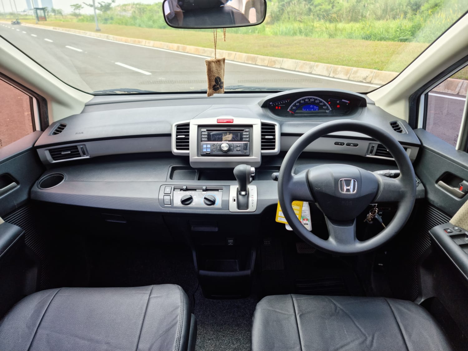 2013 Honda Freed 2013 Honda Freed