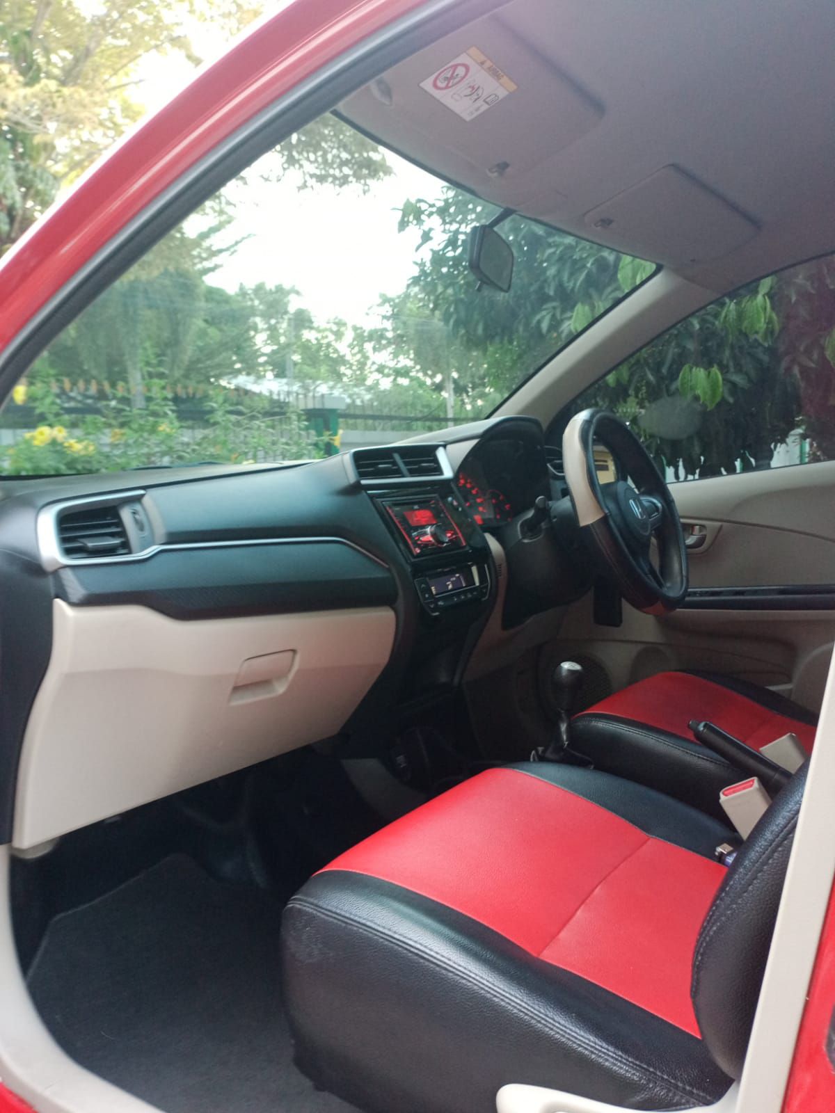 2018 Honda Brio  Satya E MT 2018 Honda Brio  Satya E MT