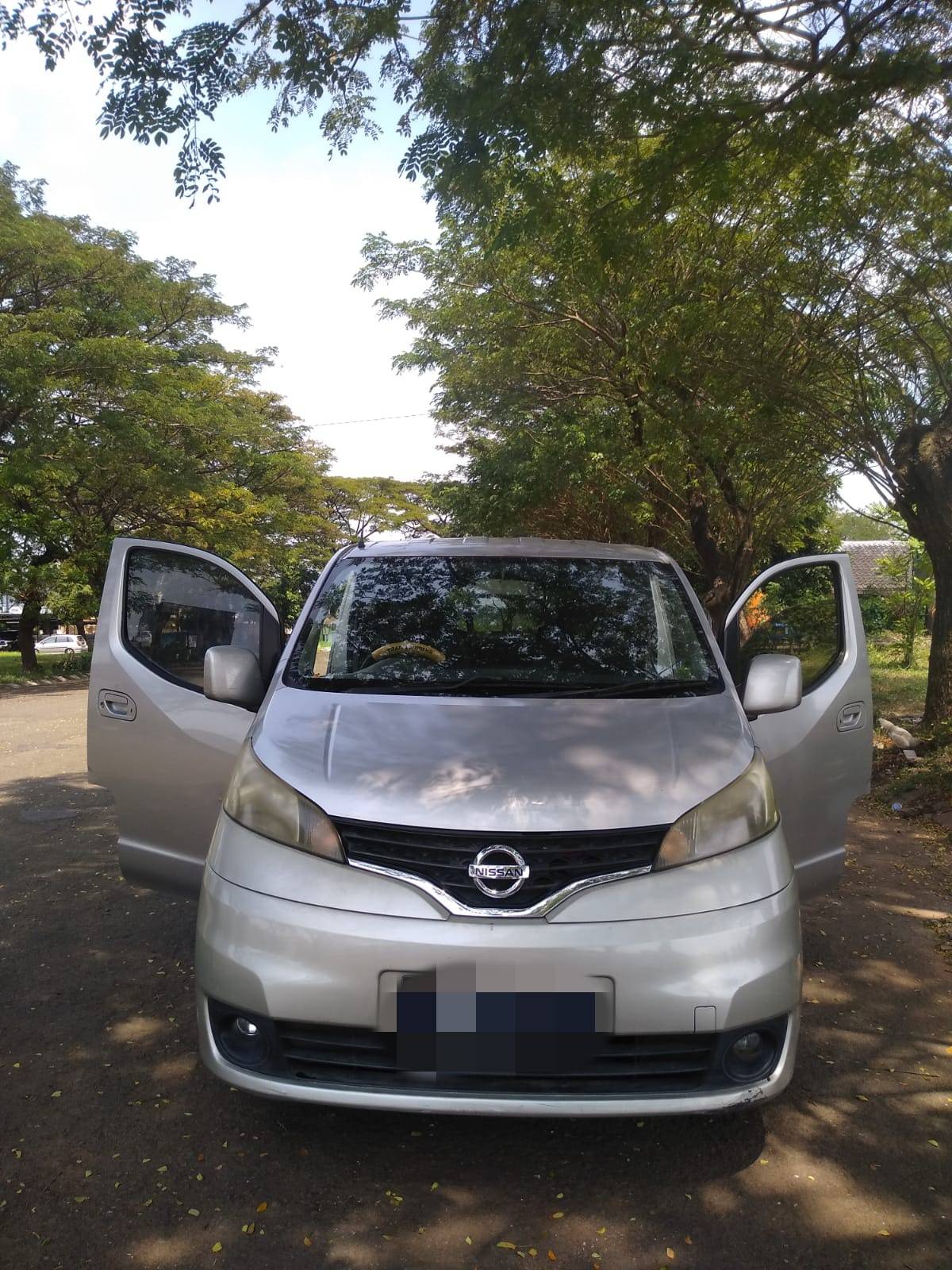 Second Hand 2013 Nissan Evalia 1.5 XV MT Second Hand 2013 Nissan Evalia 1.5 XV MT