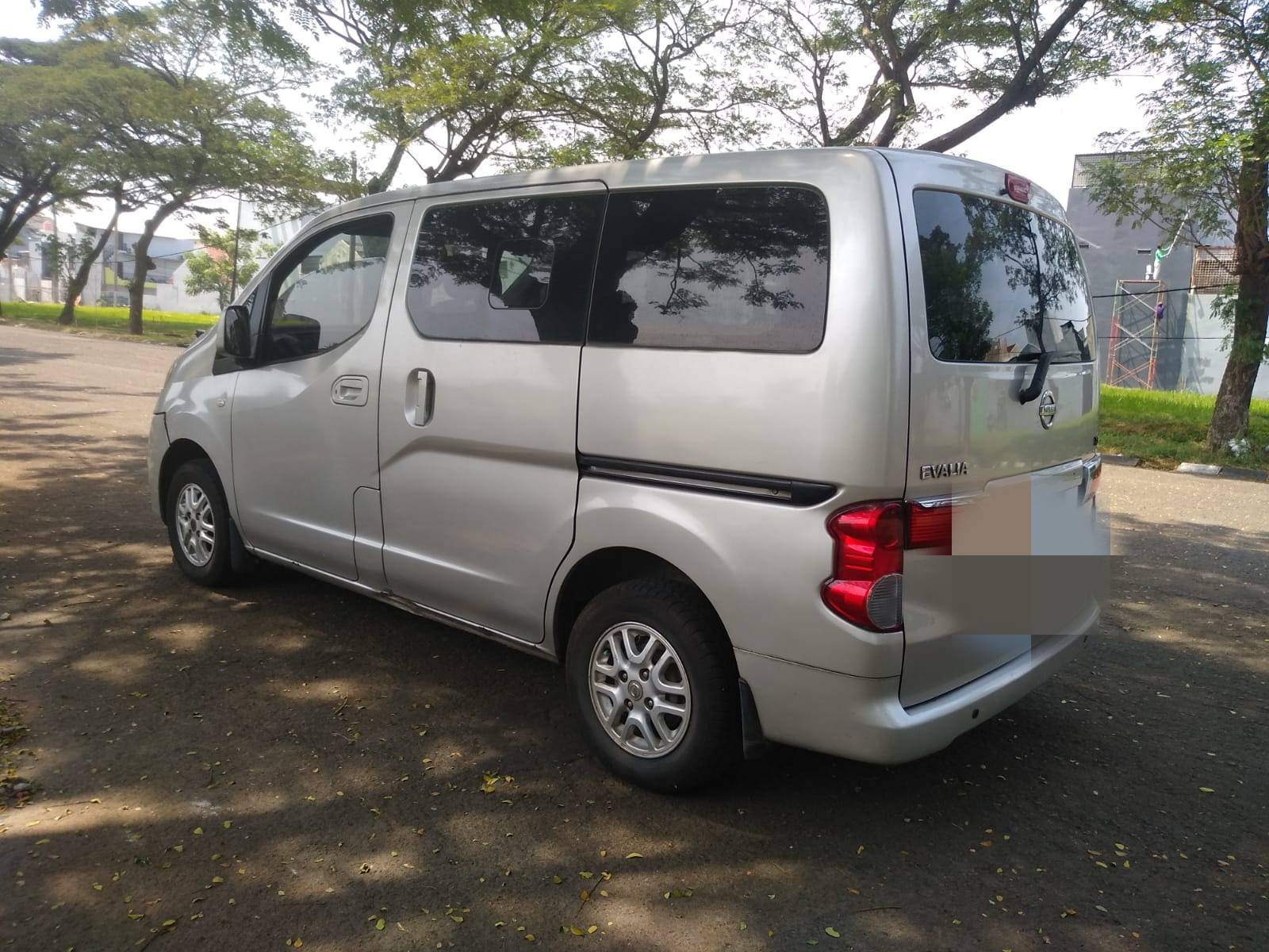 2013 Nissan Evalia 1.5 XV MT 2013 Nissan Evalia 1.5 XV MT