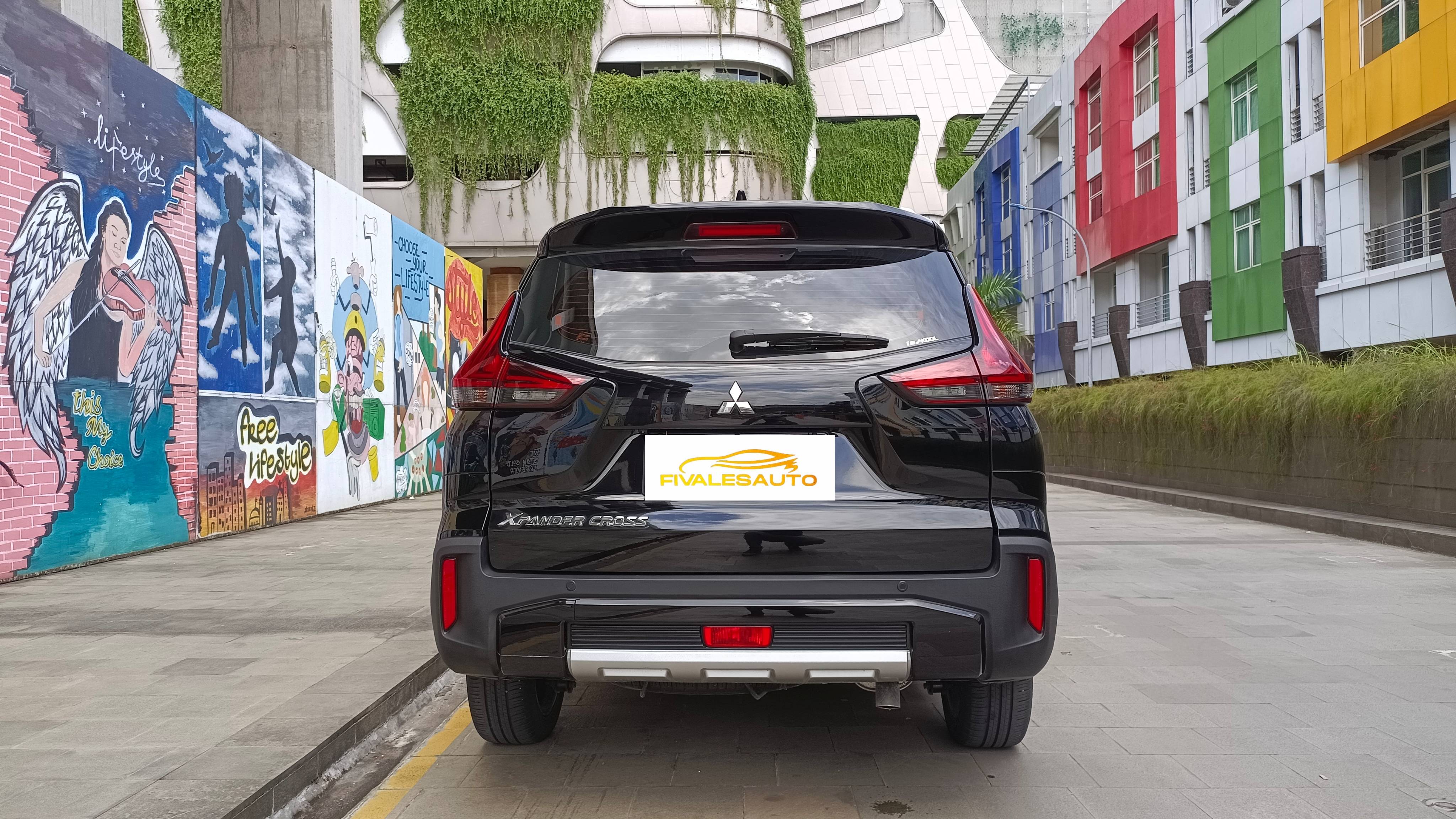 2021 Mitsubishi Xpander Cross Premium CVT 2021 Mitsubishi Xpander Cross Premium CVT