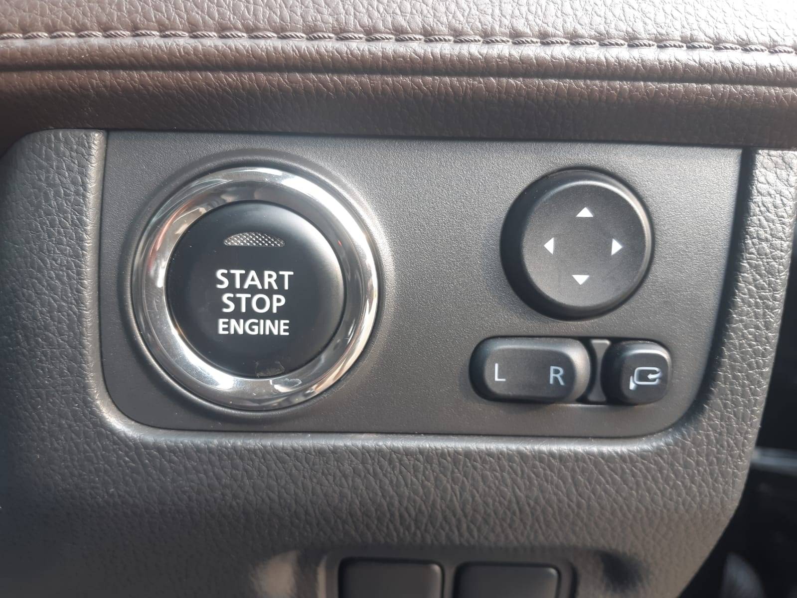 2021 Mitsubishi Xpander Cross Premium CVT 2021 Mitsubishi Xpander Cross Premium CVT