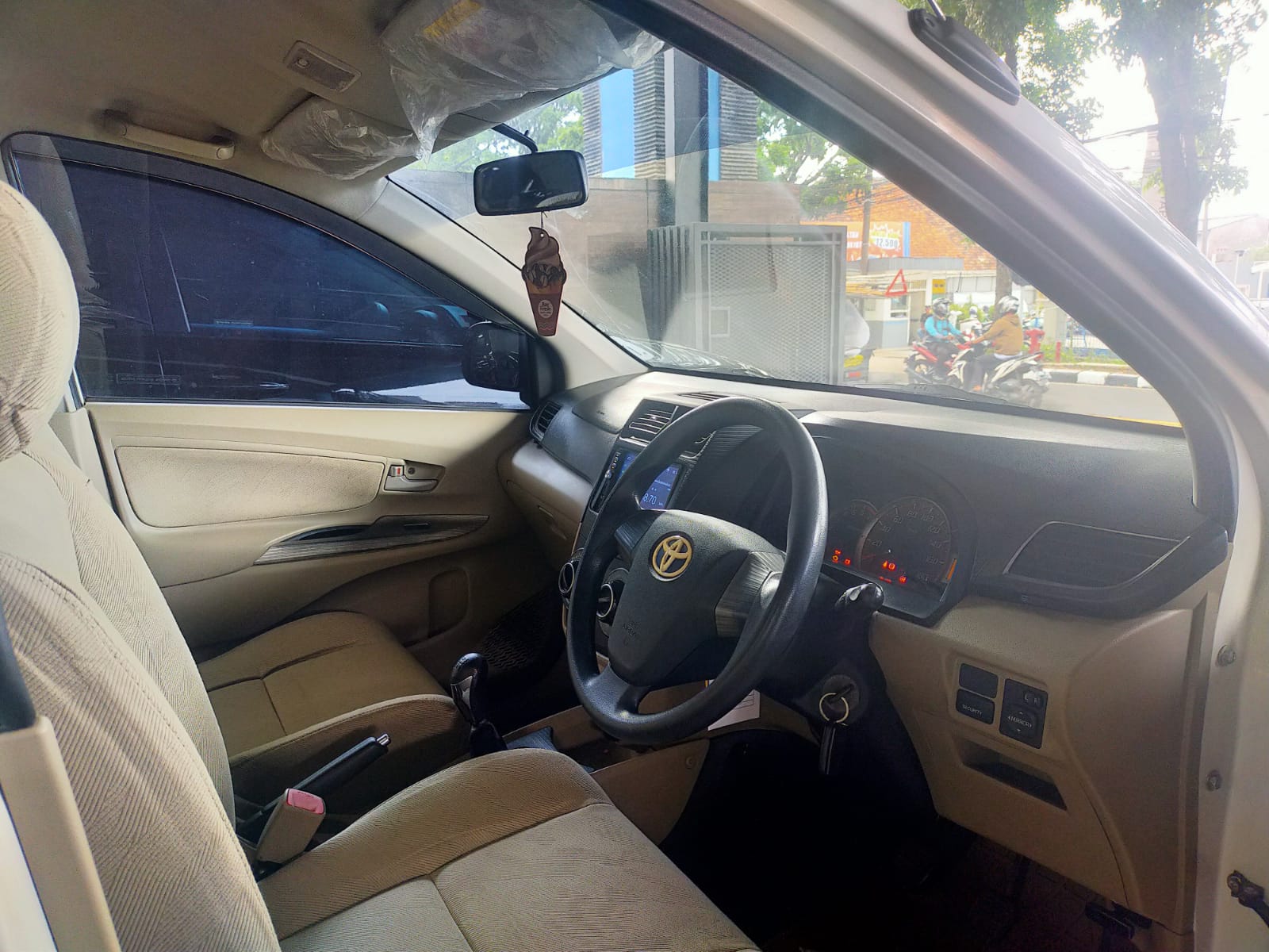 2013 Toyota Avanza 2013 Toyota Avanza