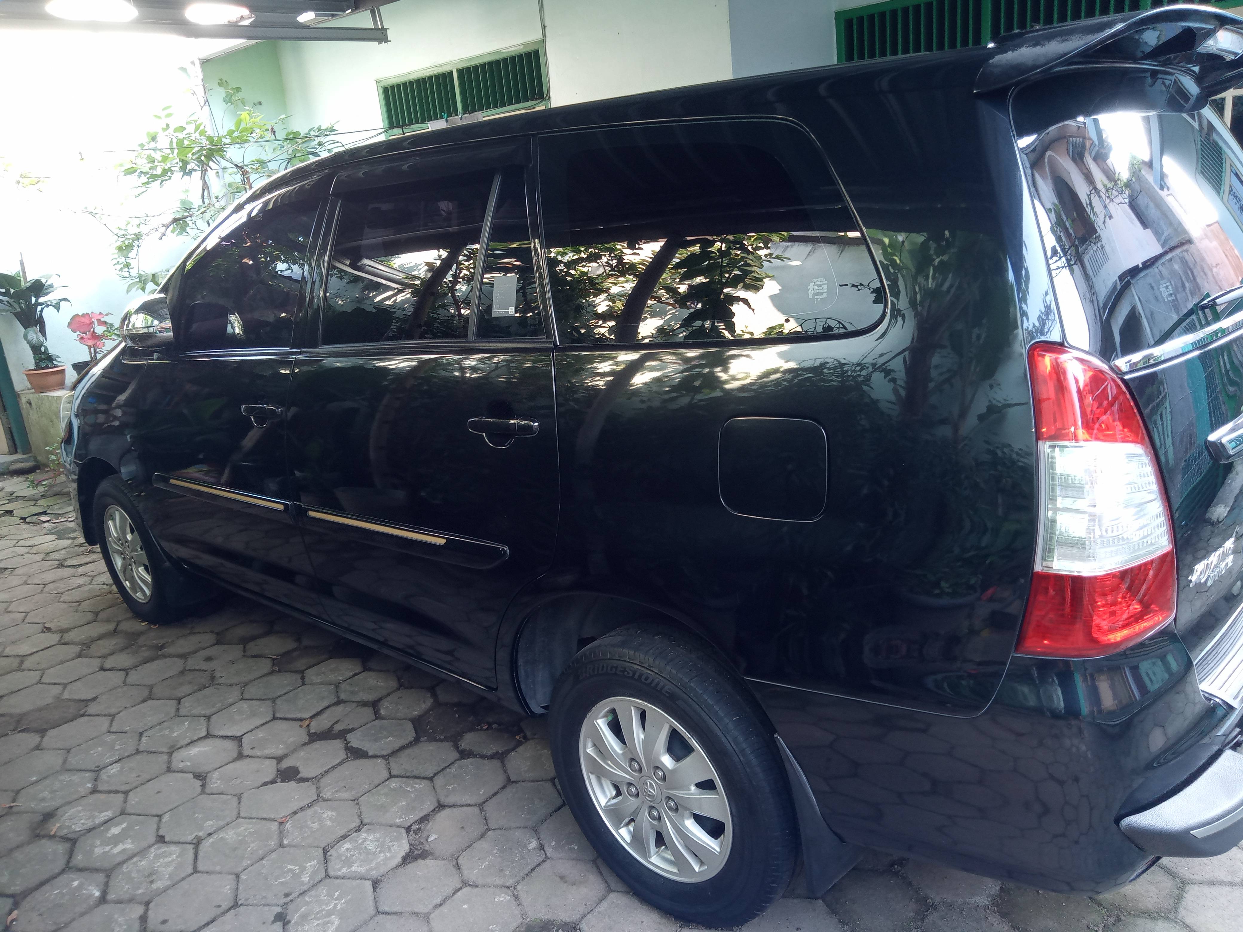 2013 Toyota Kijang Innova 2.0 G AT LUX 2013 Toyota Kijang Innova 2.0 G AT LUX