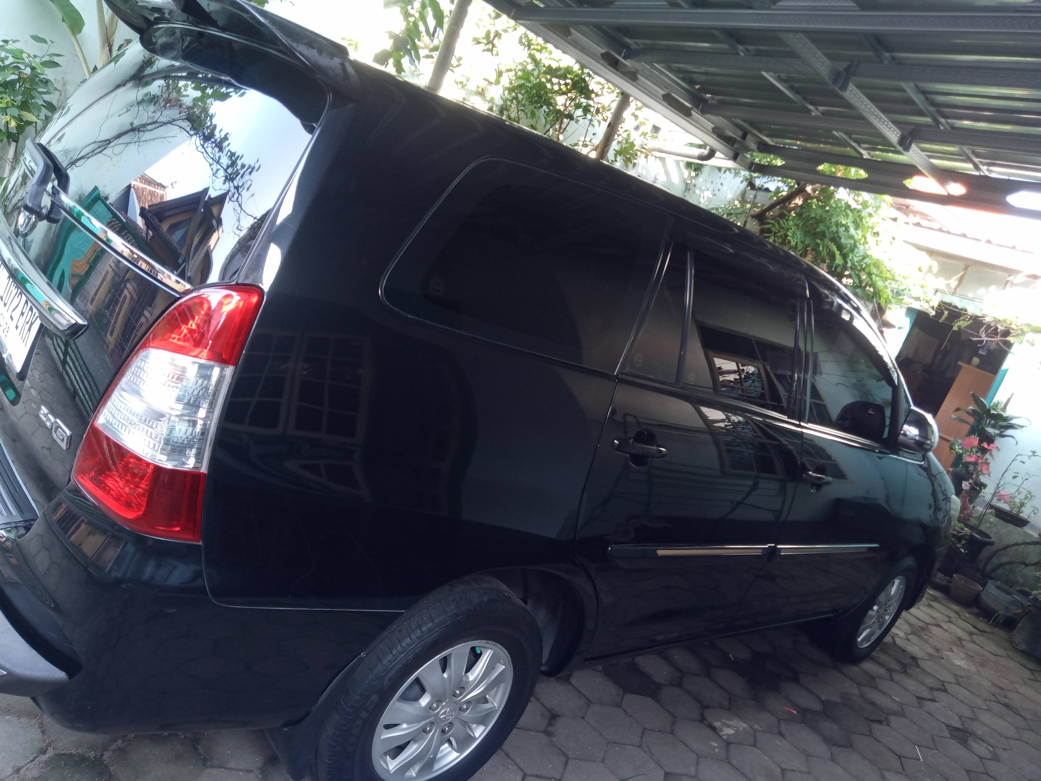 2013 Toyota Kijang Innova 2.0 G AT LUX 2013 Toyota Kijang Innova 2.0 G AT LUX