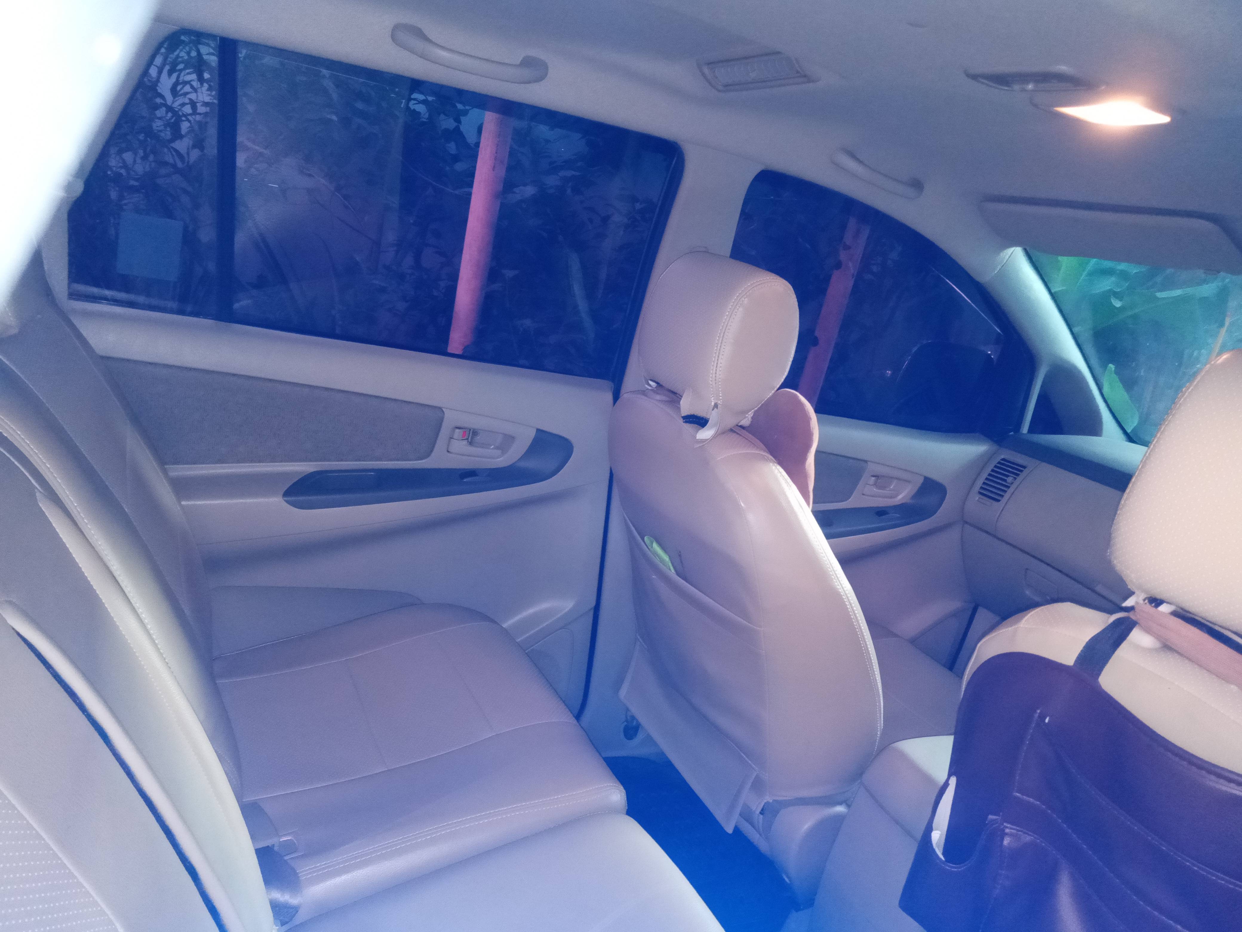 2013 Toyota Kijang Innova 2.0 G AT LUX 2013 Toyota Kijang Innova 2.0 G AT LUX