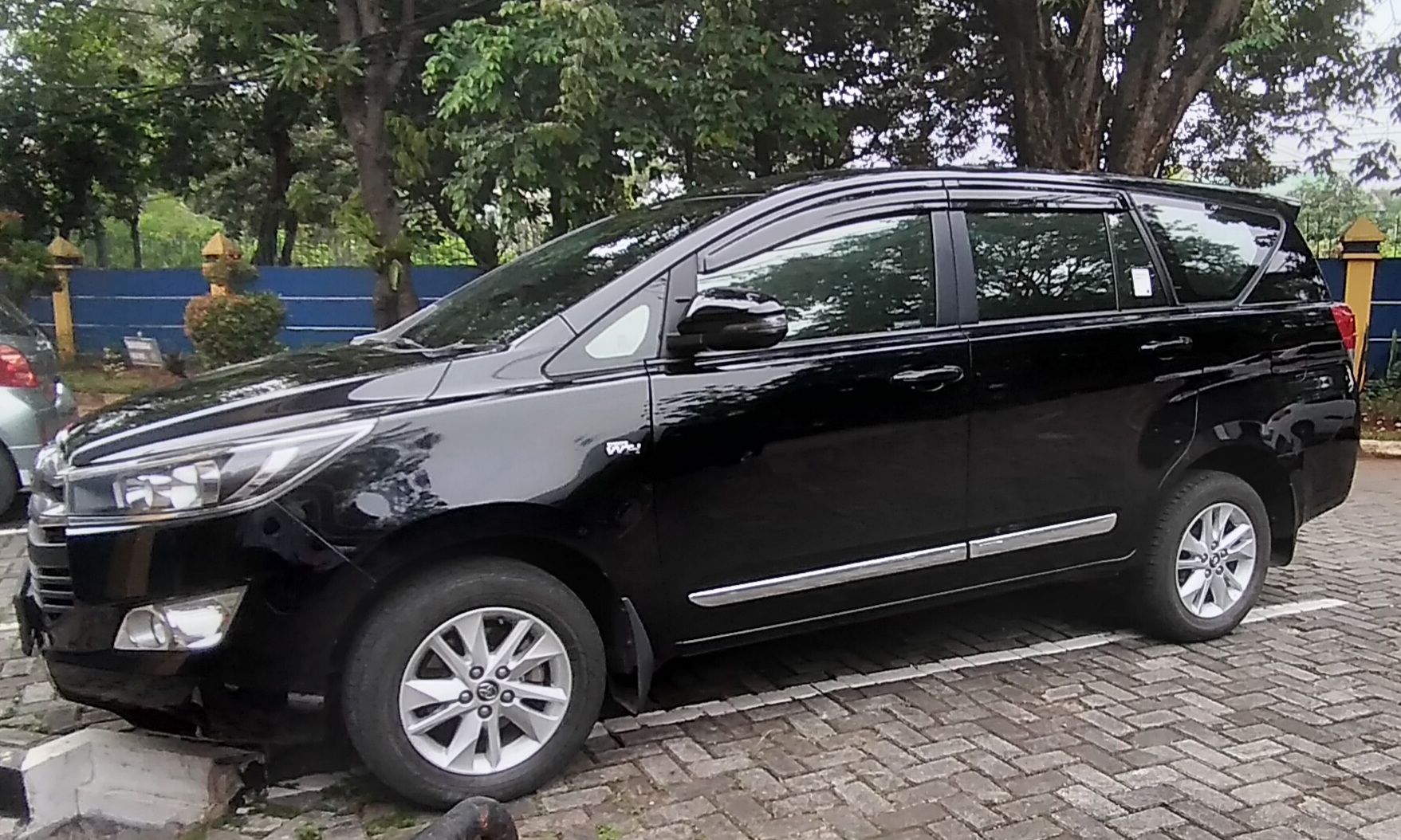 2018 Toyota Kijang Innova G Luxury A/T Gasoline 2018 Toyota Kijang Innova G Luxury A/T Gasoline