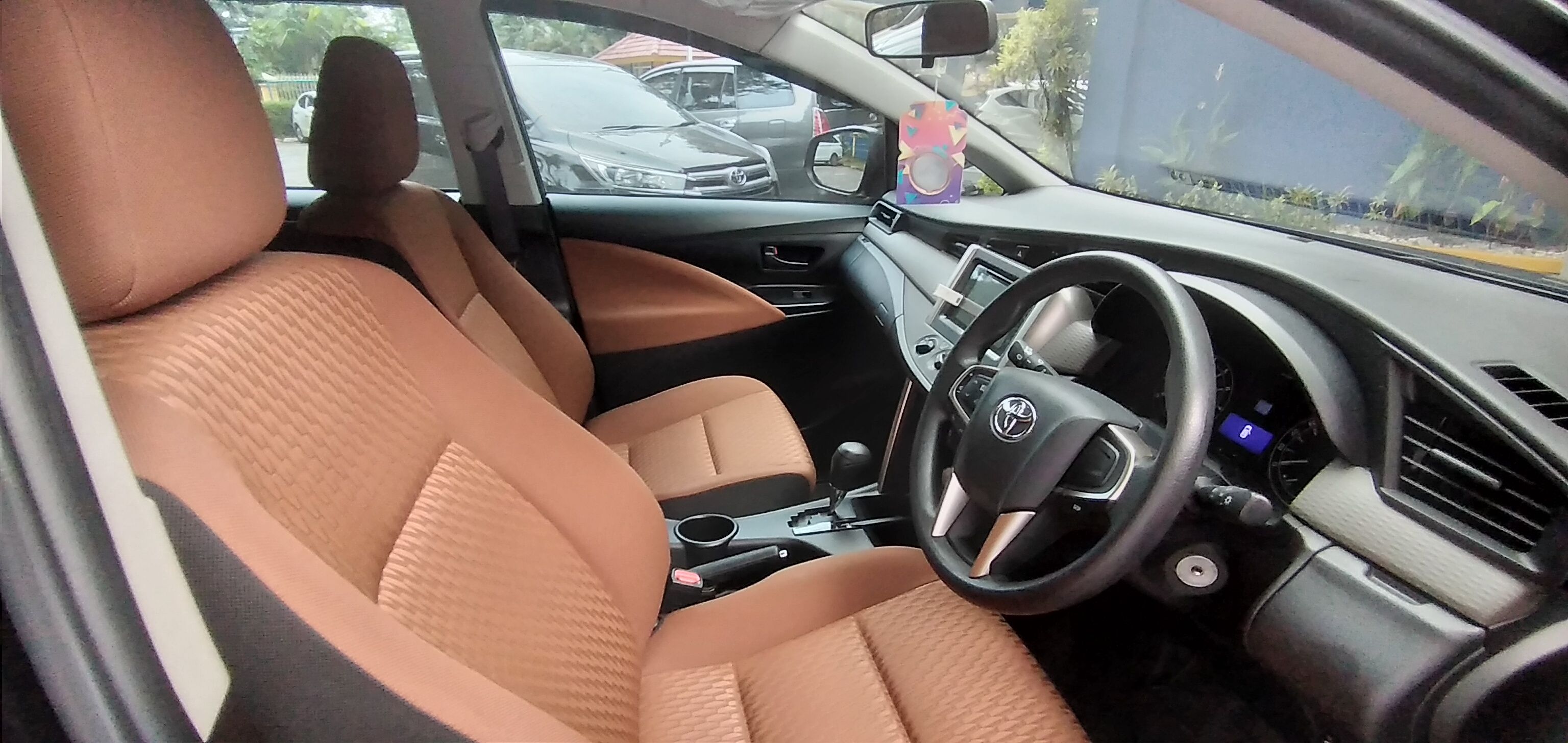 2018 Toyota Kijang Innova G Luxury A/T Gasoline 2018 Toyota Kijang Innova G Luxury A/T Gasoline