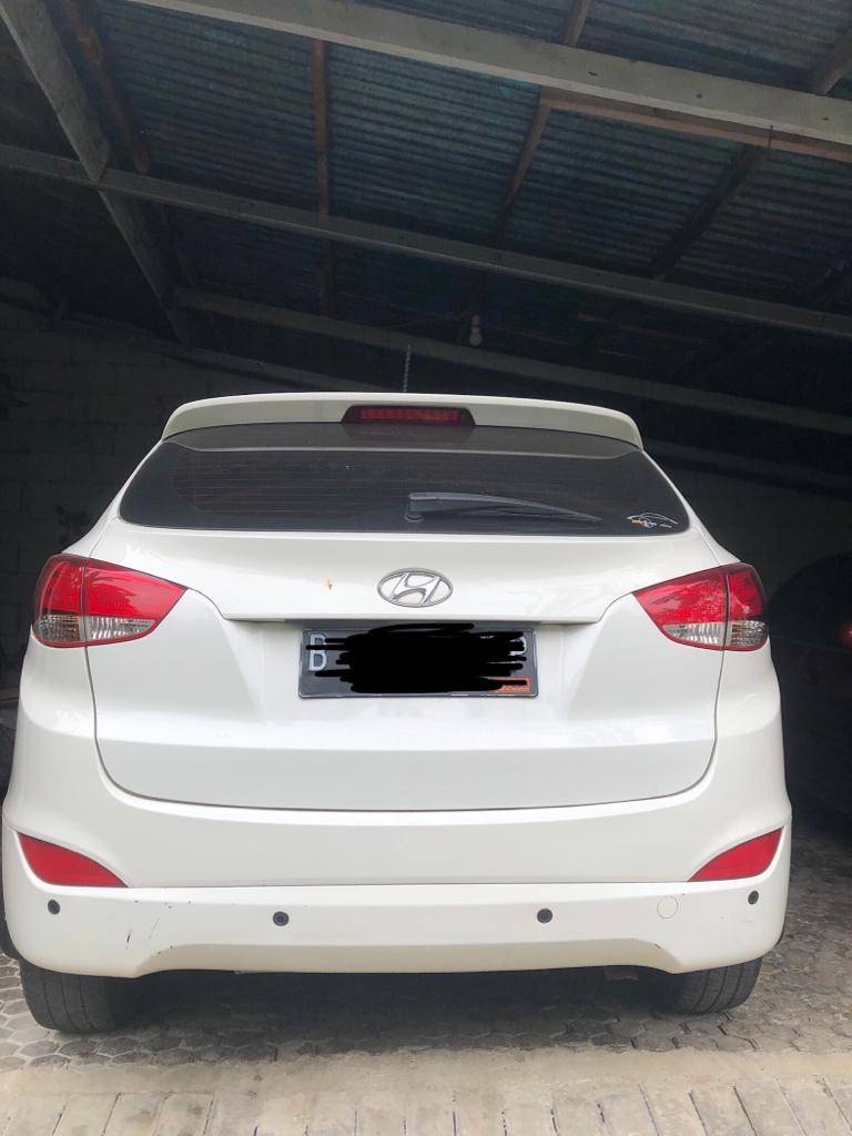 2012 Hyundai Tucson 2.0L GLS AT Bekas 2012 Hyundai Tucson 2.0L GLS AT Bekas