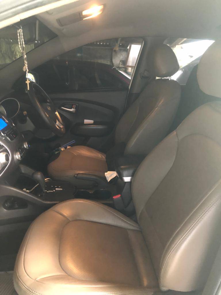 2012 Hyundai Tucson 2.0L GLS AT 2012 Hyundai Tucson 2.0L GLS AT